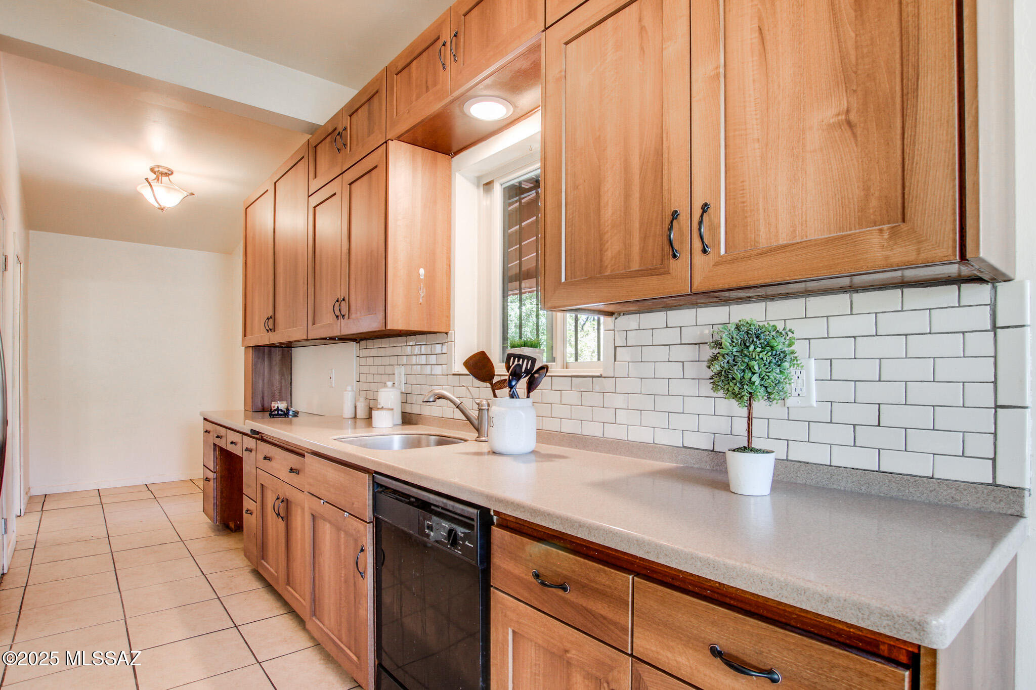 El Cerrito Est - Residential