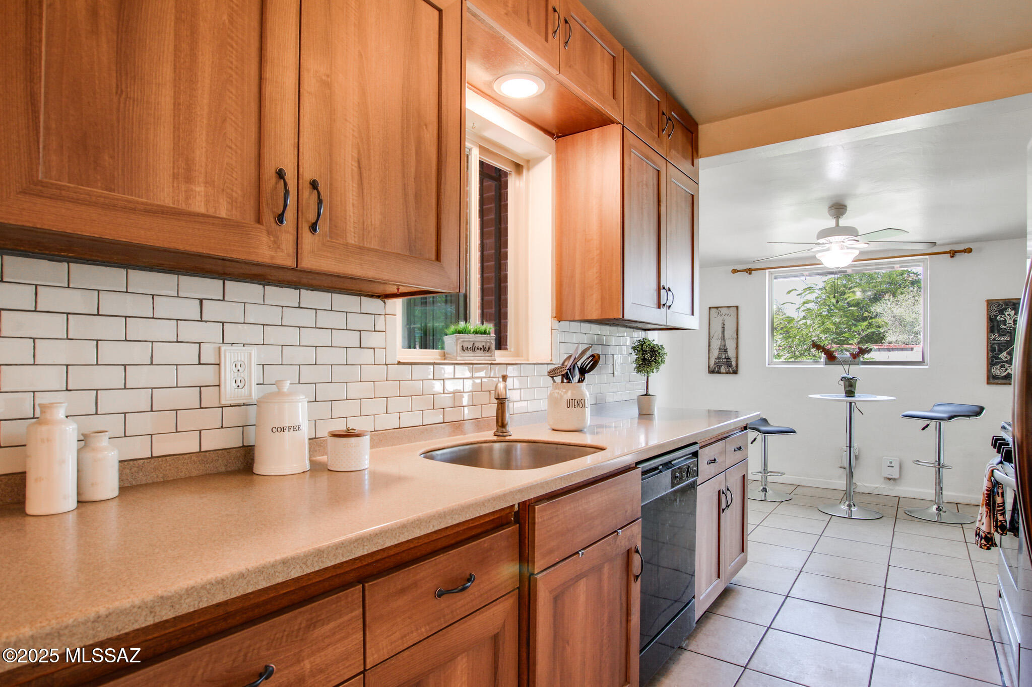 El Cerrito Est - Residential