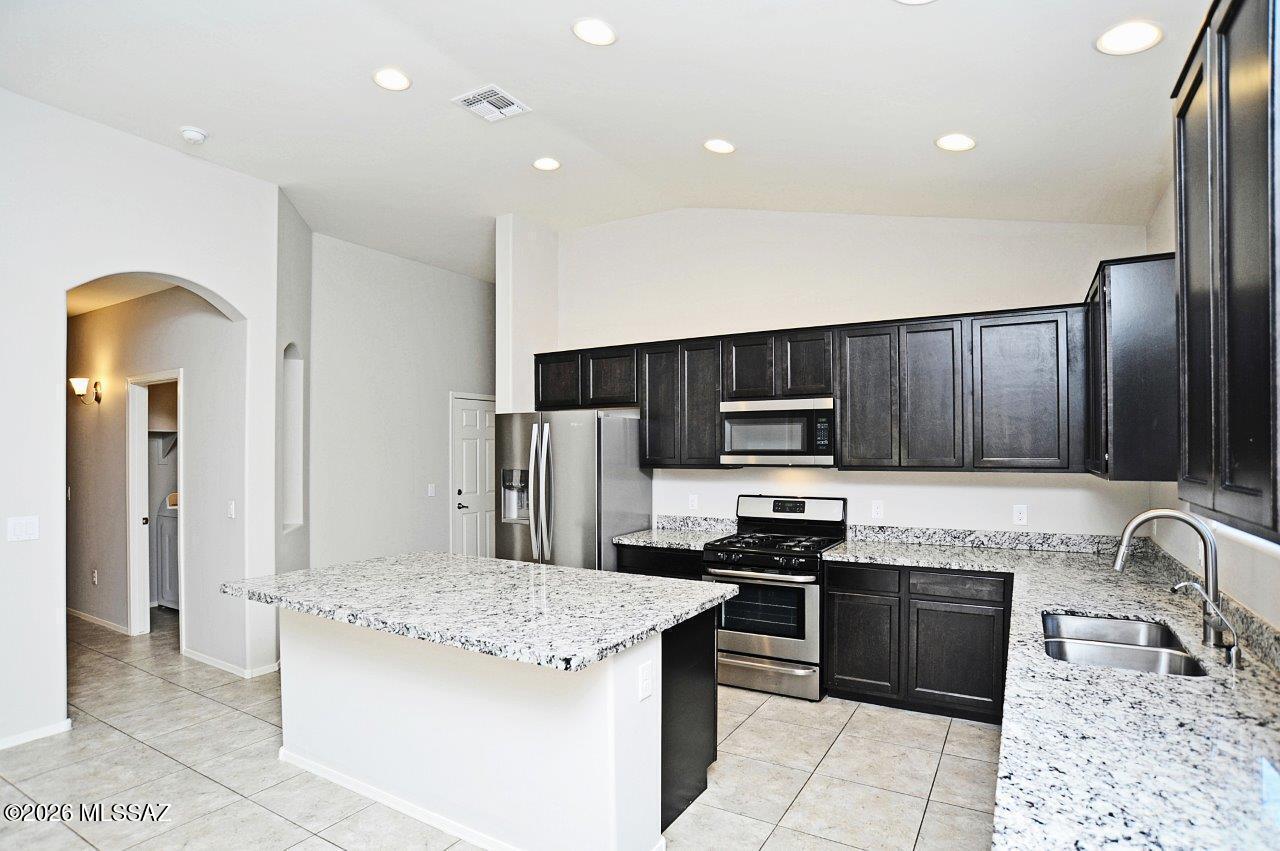 Saguaro Bloom Block 4 - Residential
