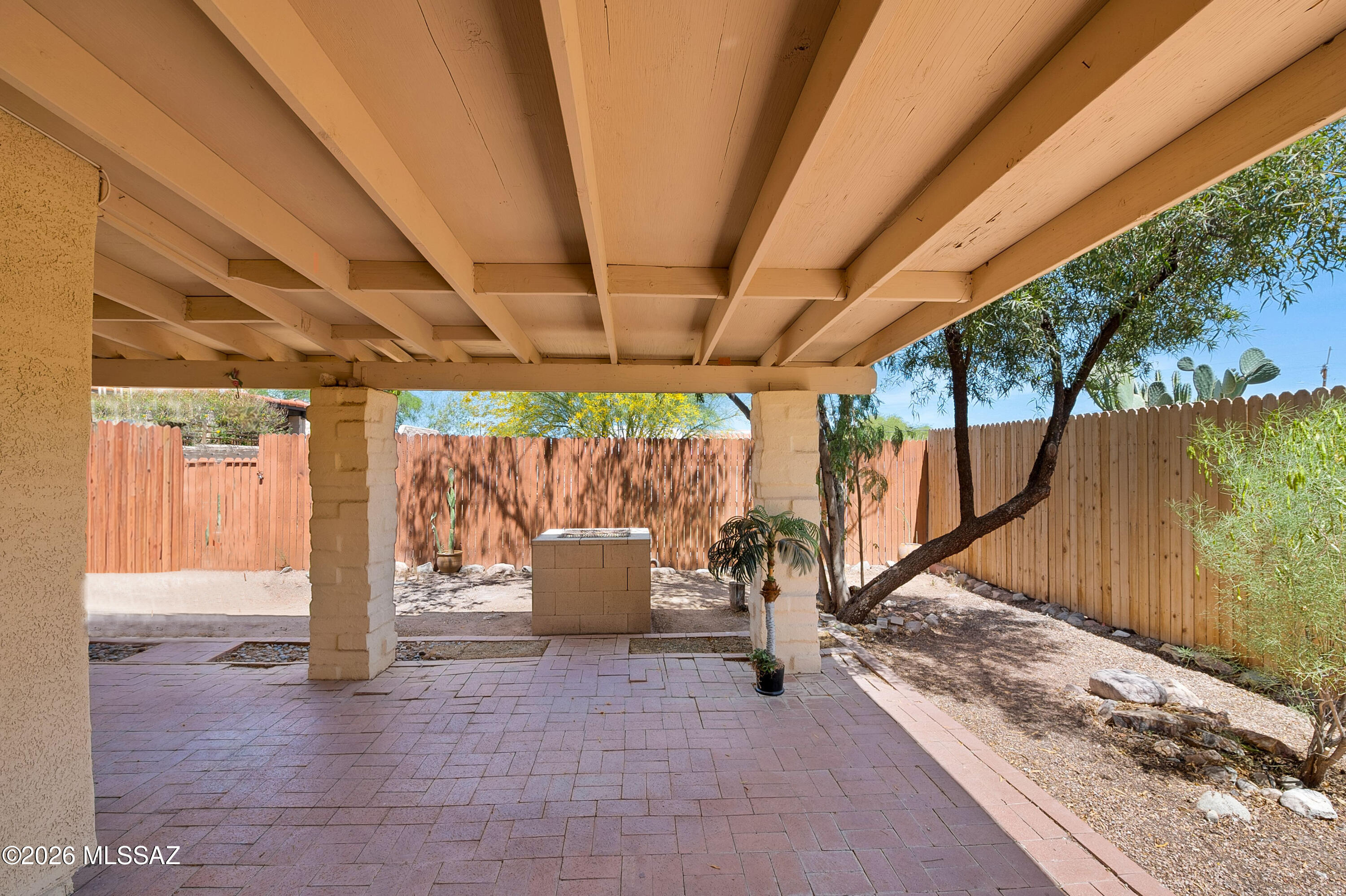 2366 W Drachman Street