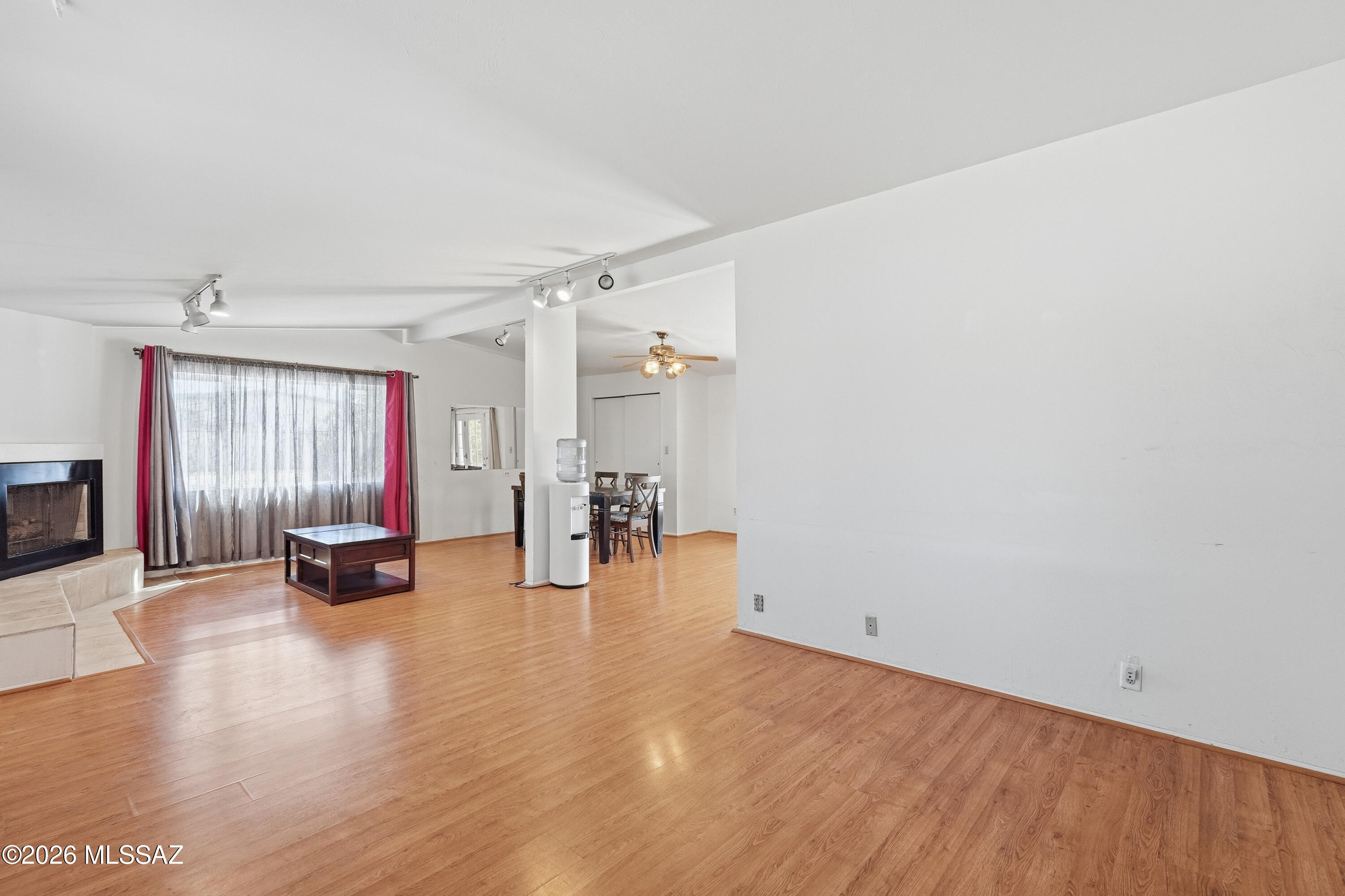 Longview Estates (194-470) - Residential