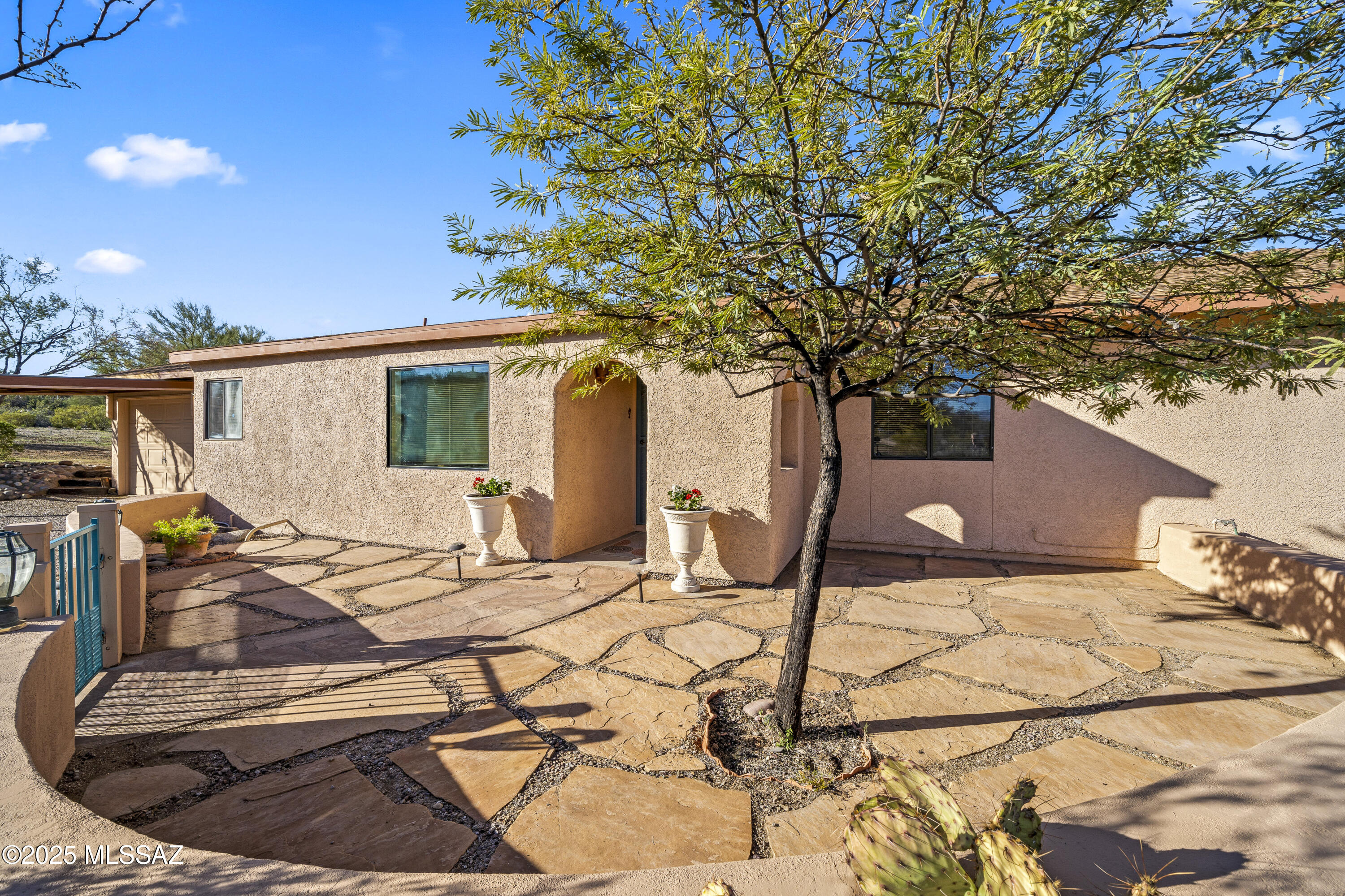 4421 N Calle Llanura