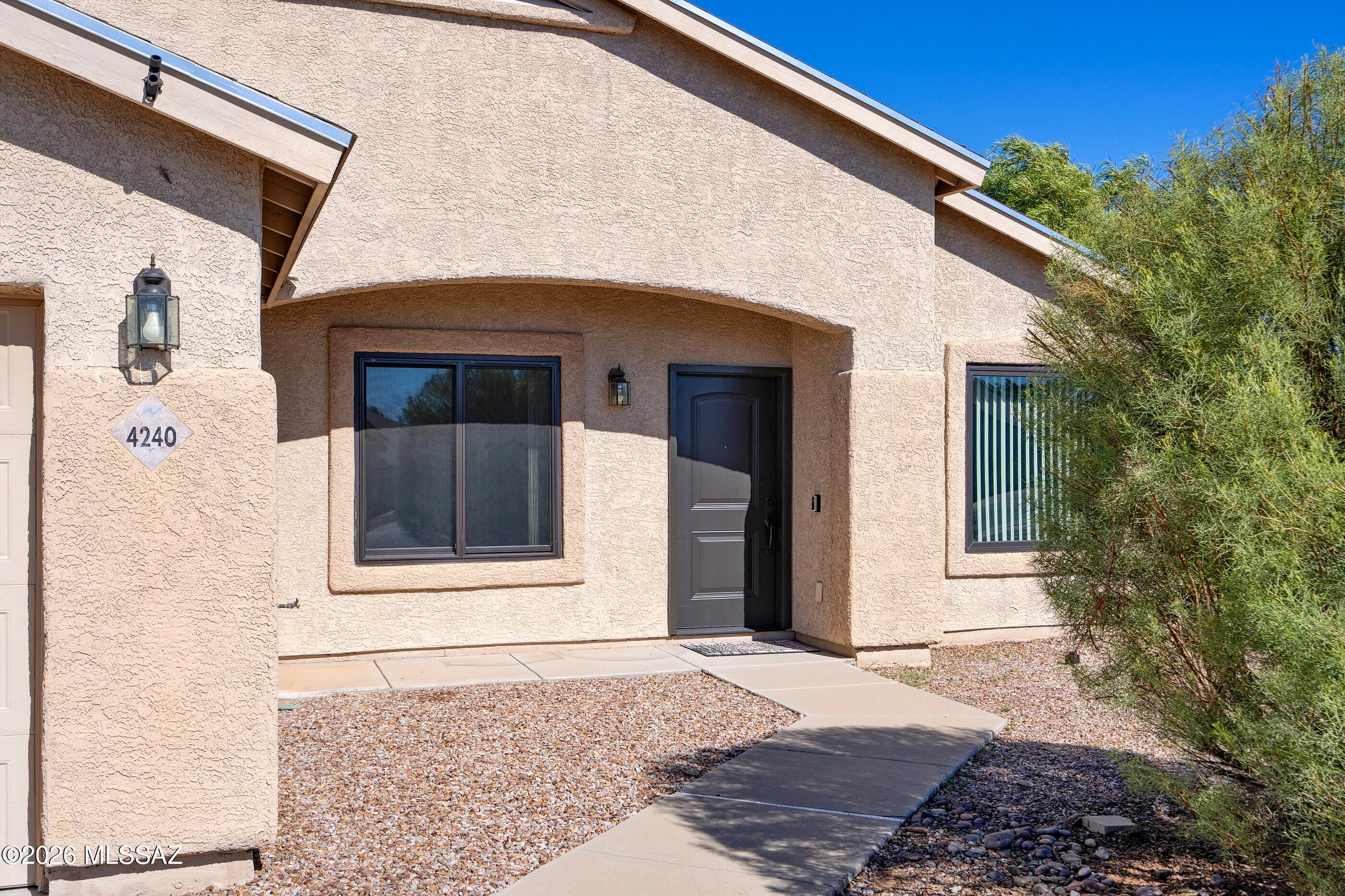 4240 W Gatekeeper Drive