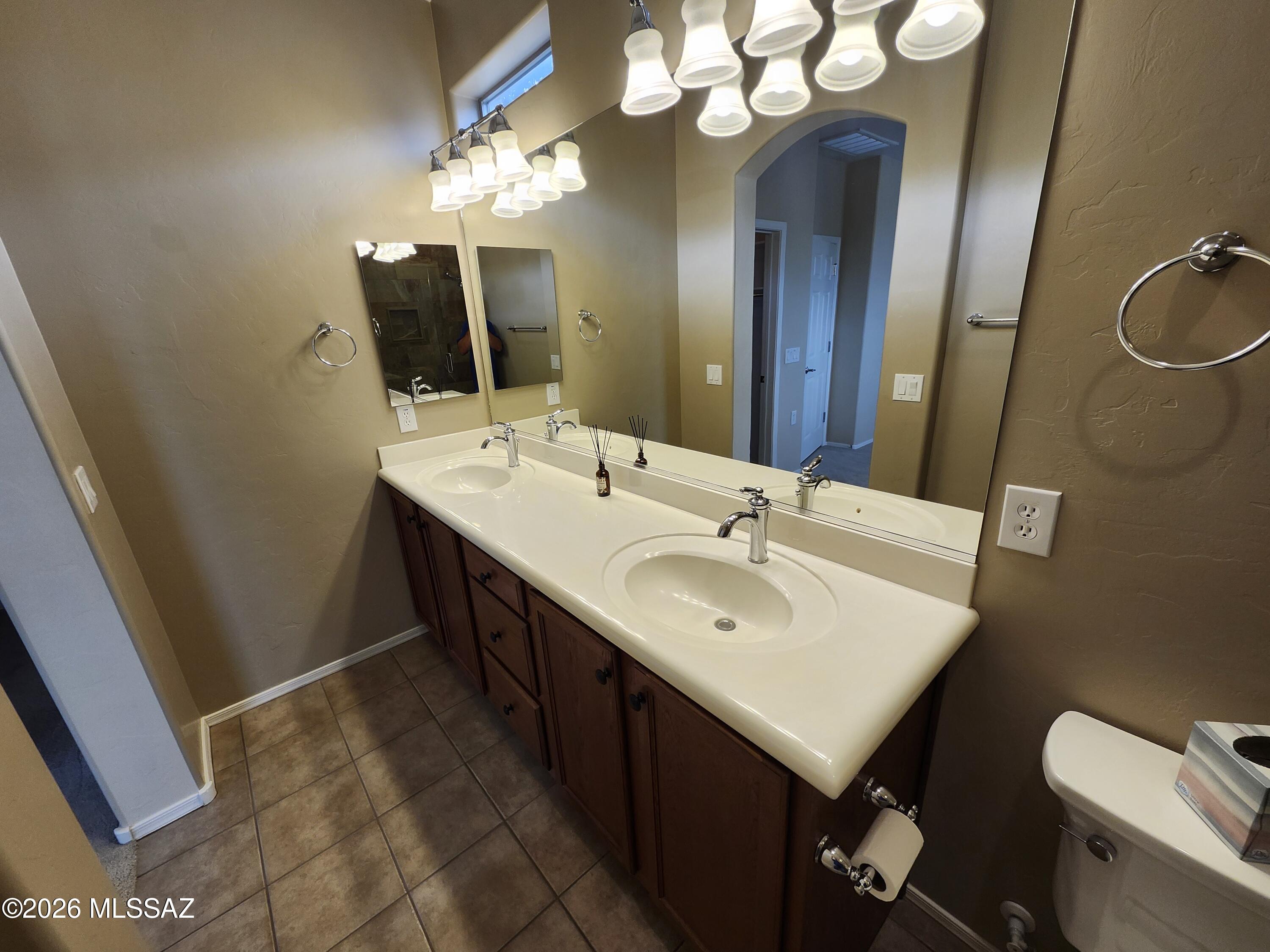 Four Seasons Phase 1 - Residential Lease