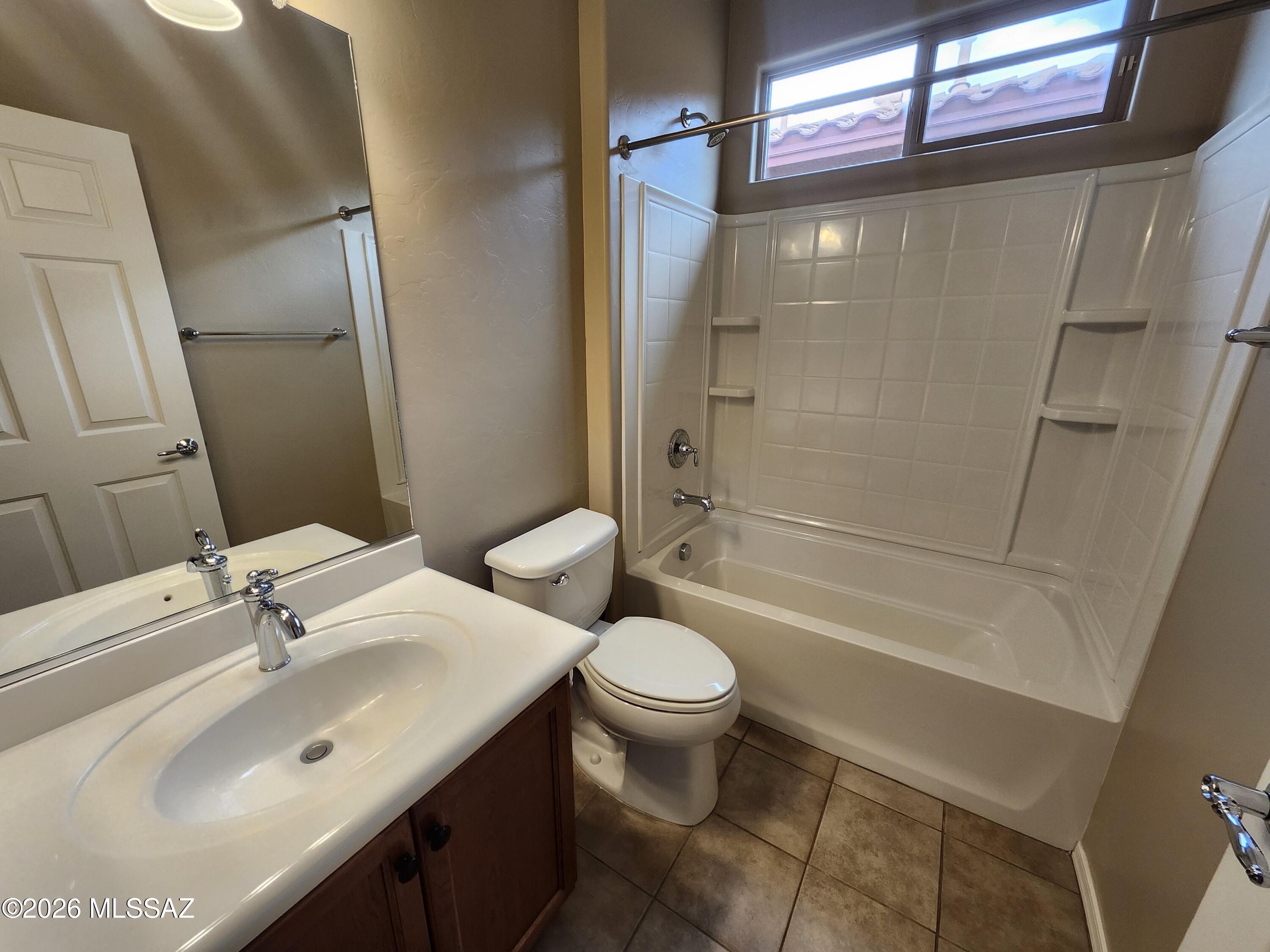 Four Seasons Phase 1 - Residential Lease