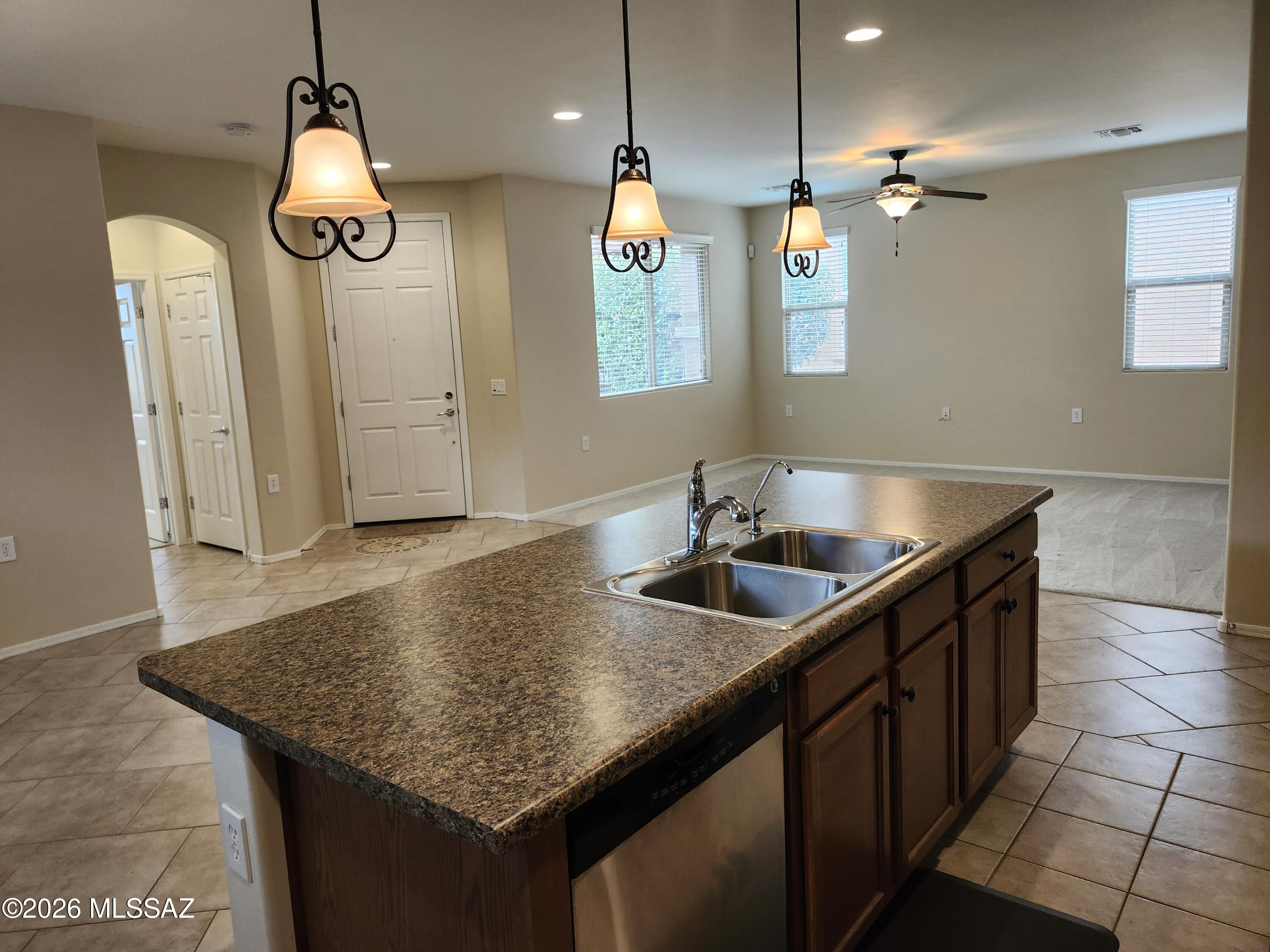 Four Seasons Phase 1 - Residential Lease