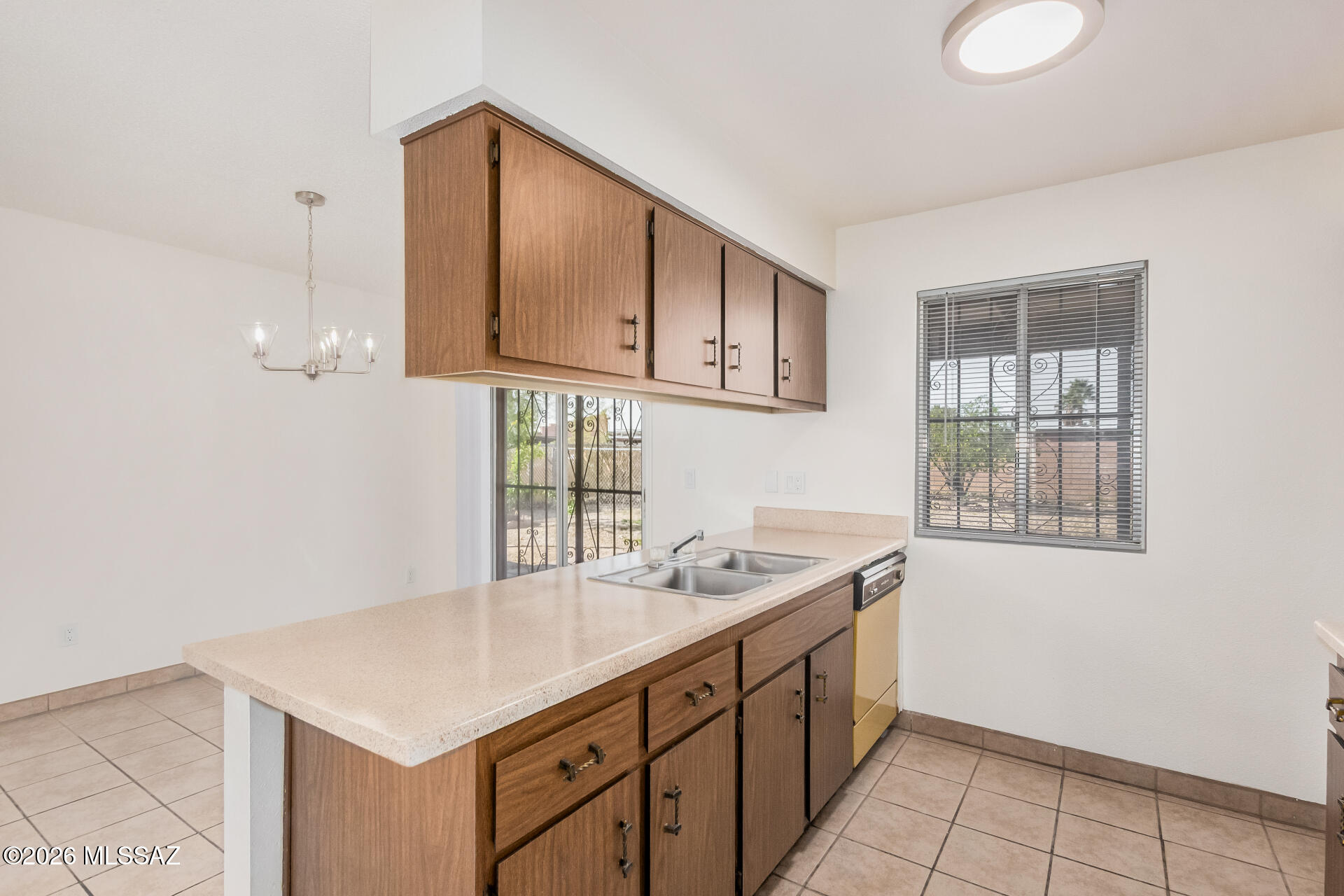 Desert Shadows (312-511) - Residential