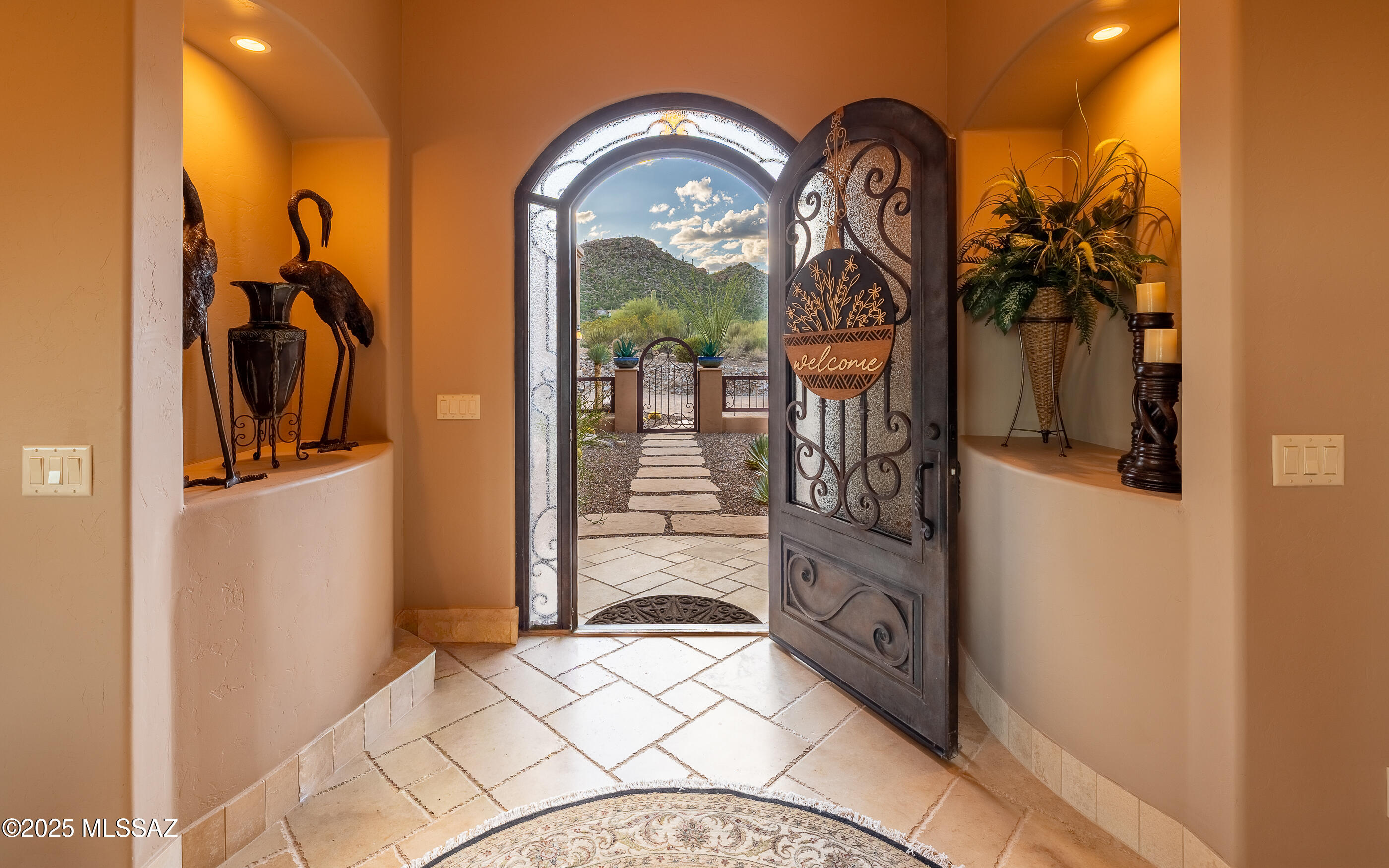 13714 N Nesting Quail Place