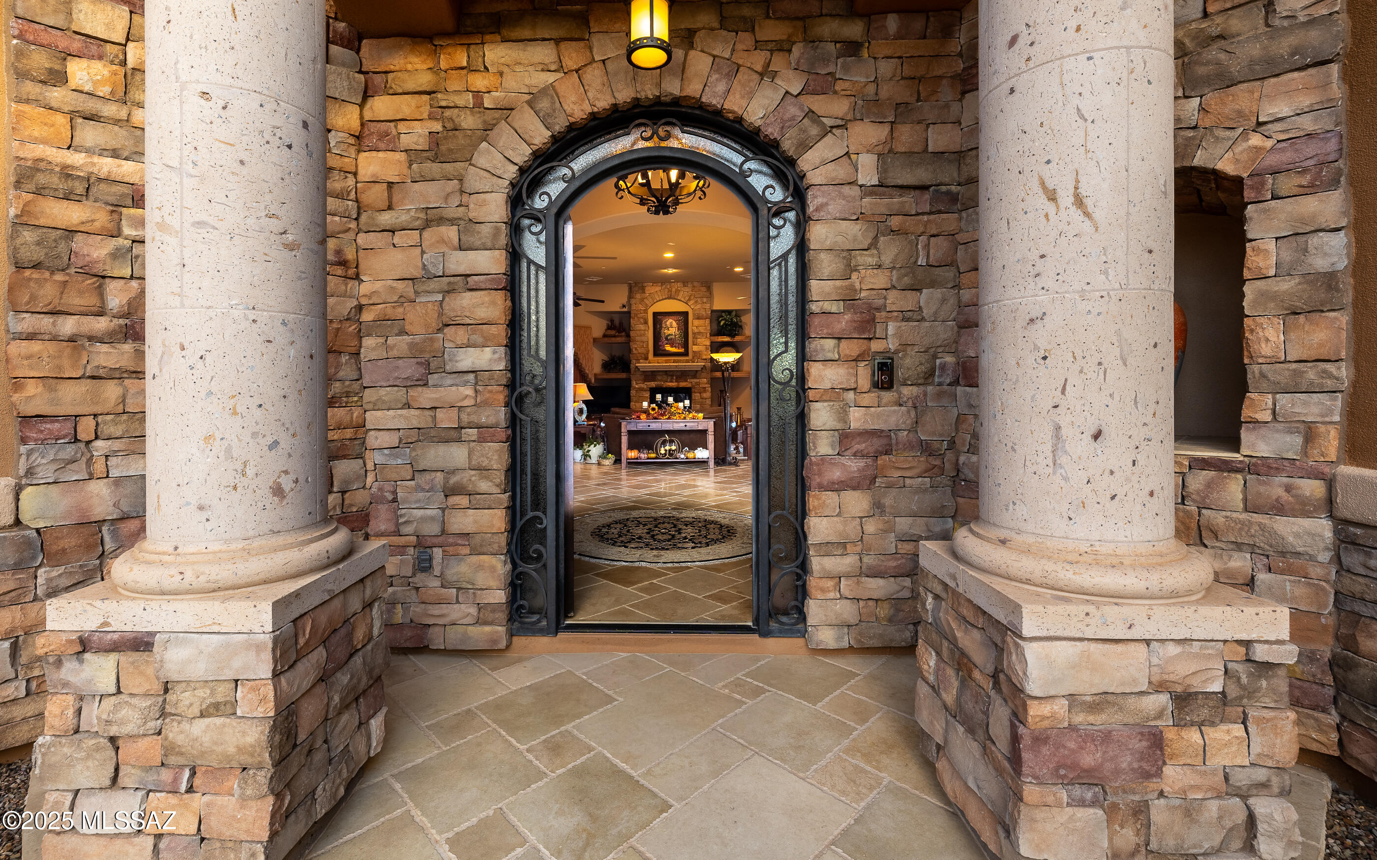 13714 N Nesting Quail Place