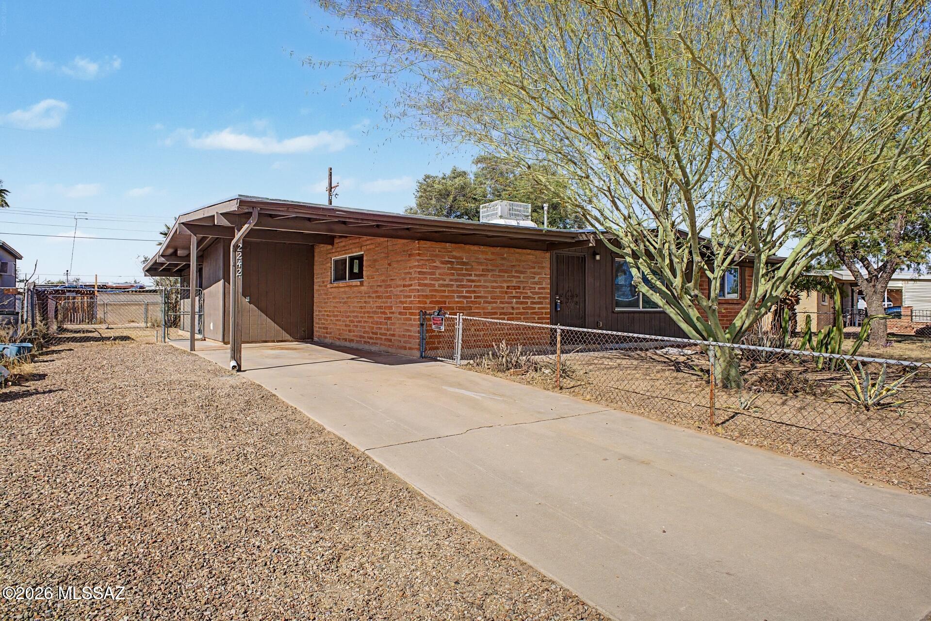 La Cholla - Residential