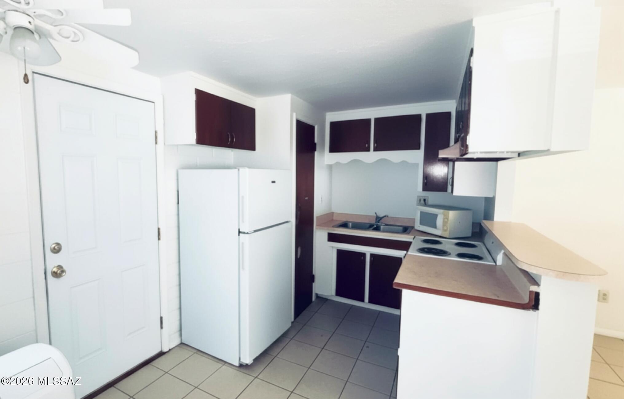Parkmore Addition (1-20) - Residential Lease