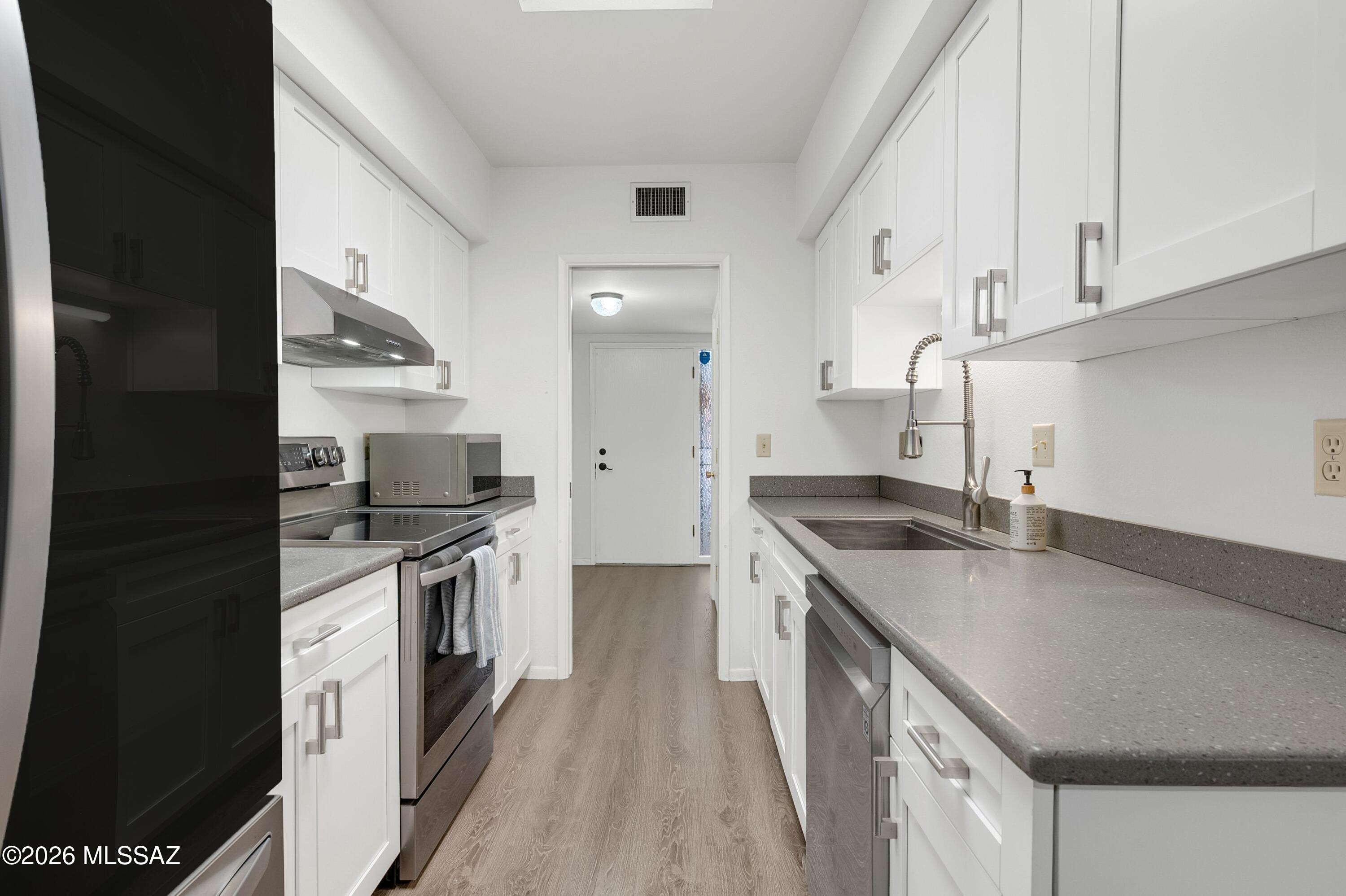 Monterey Villa (1-31) - Residential