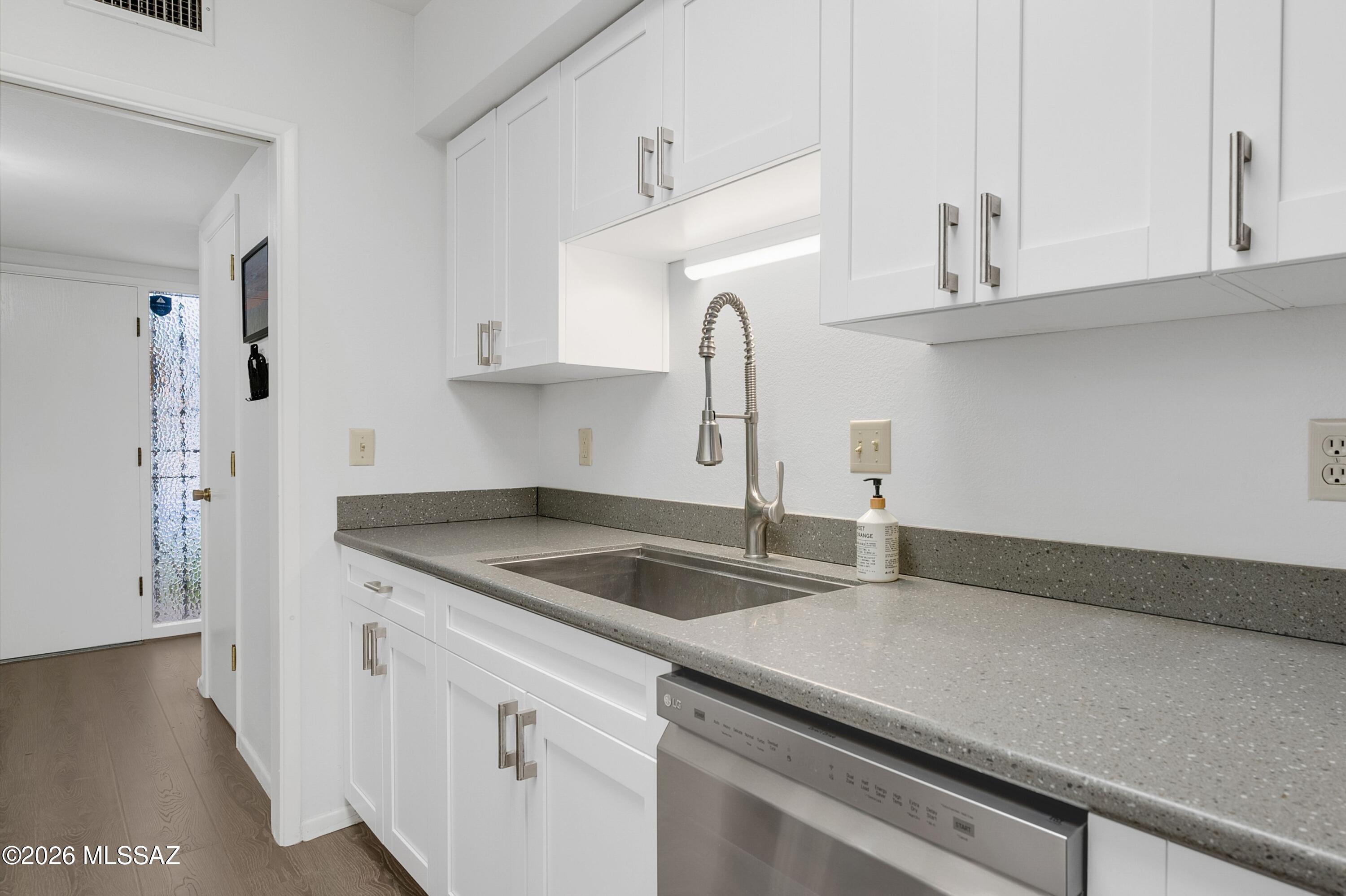 Monterey Villa (1-31) - Residential