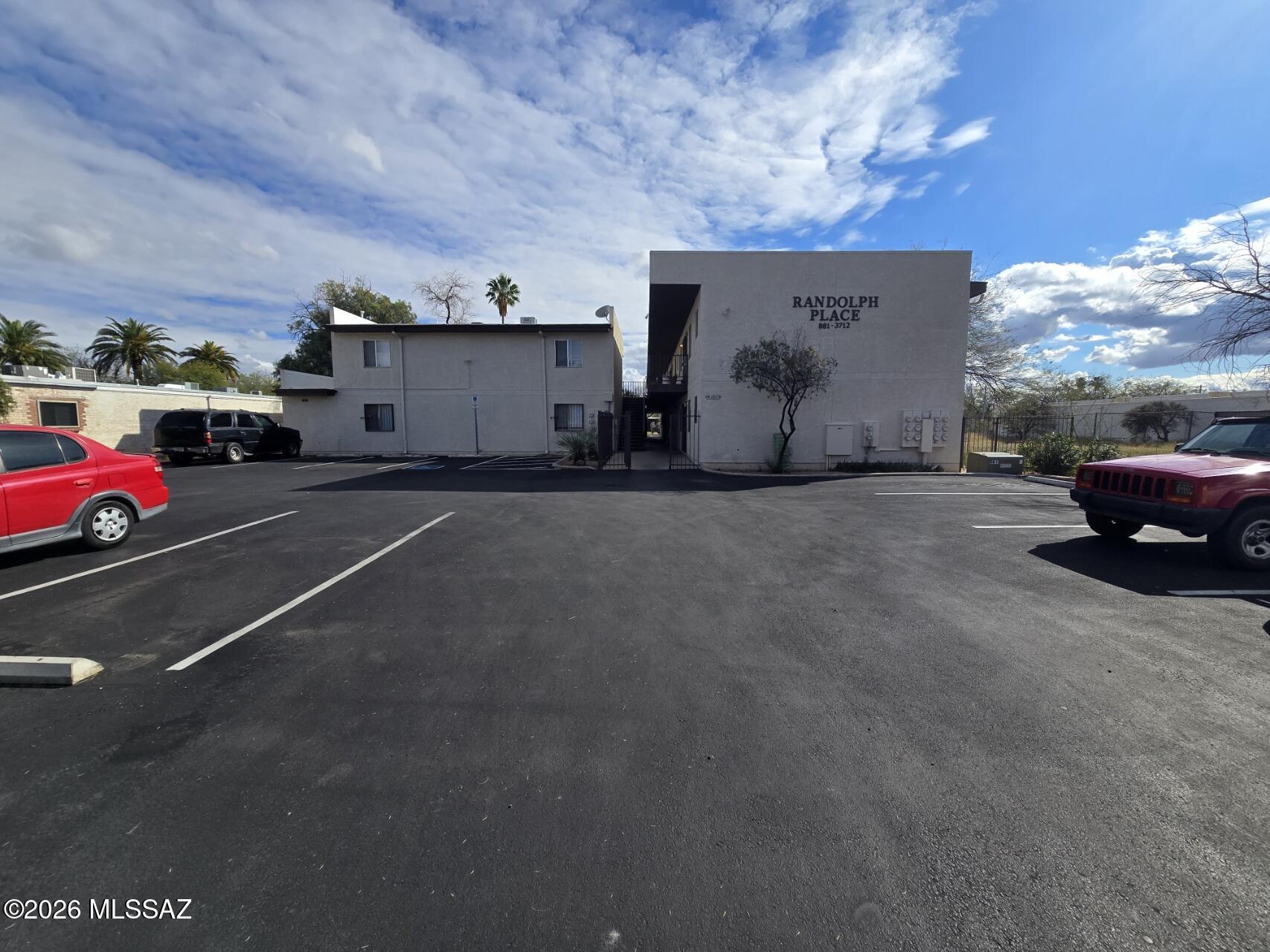 Country Club Park Annex - Residential Lease