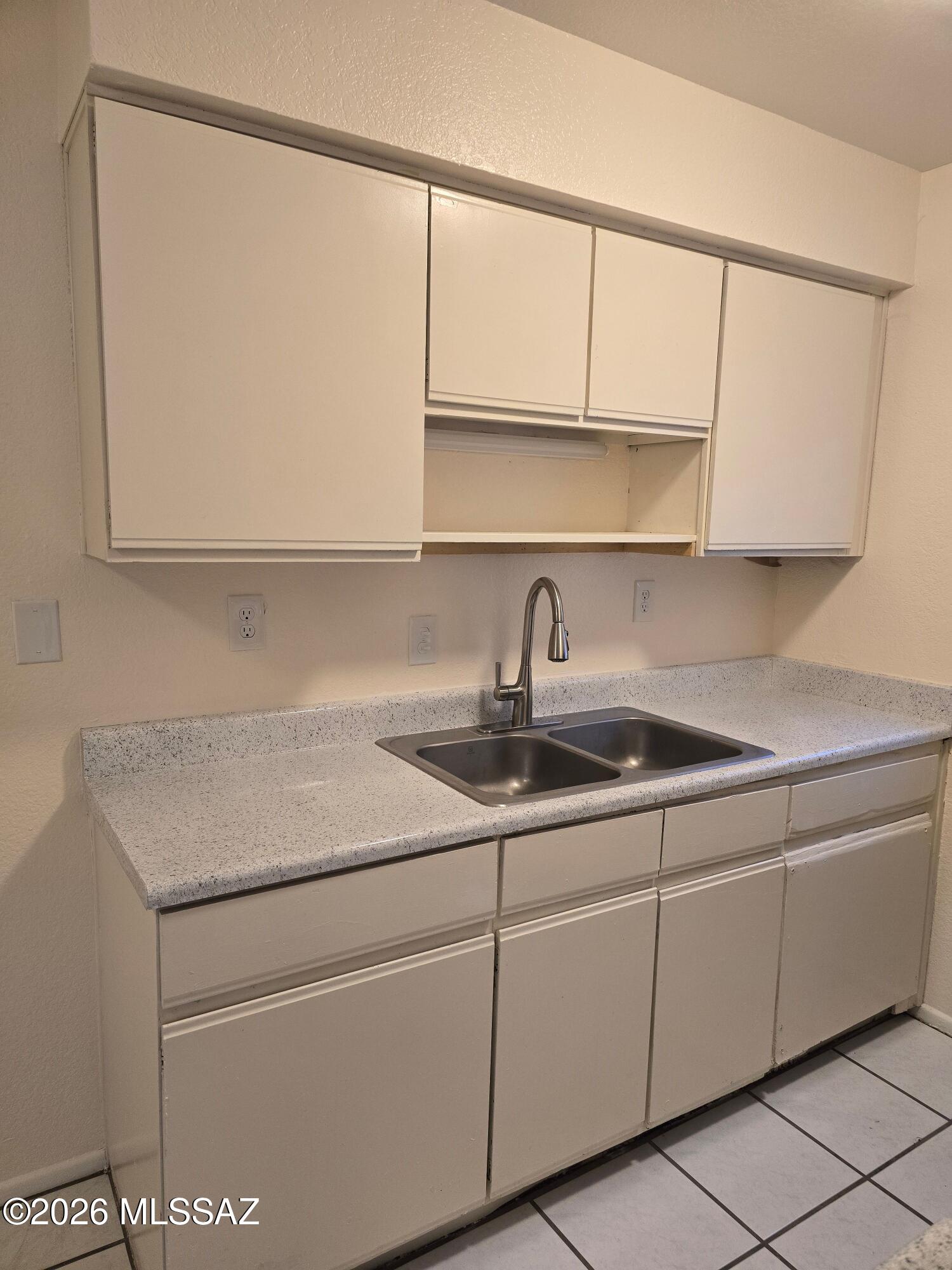 Country Club Park Annex - Residential Lease