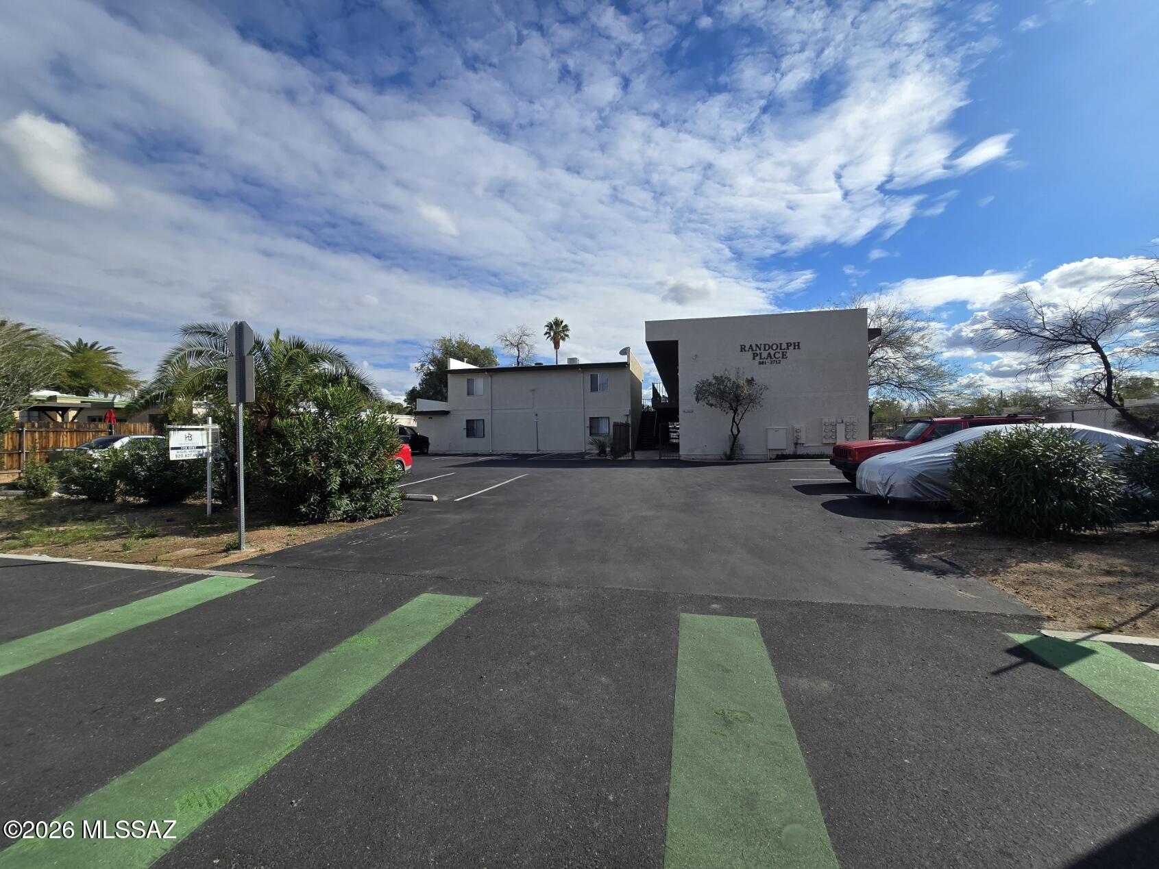 Country Club Park Annex - Residential Lease