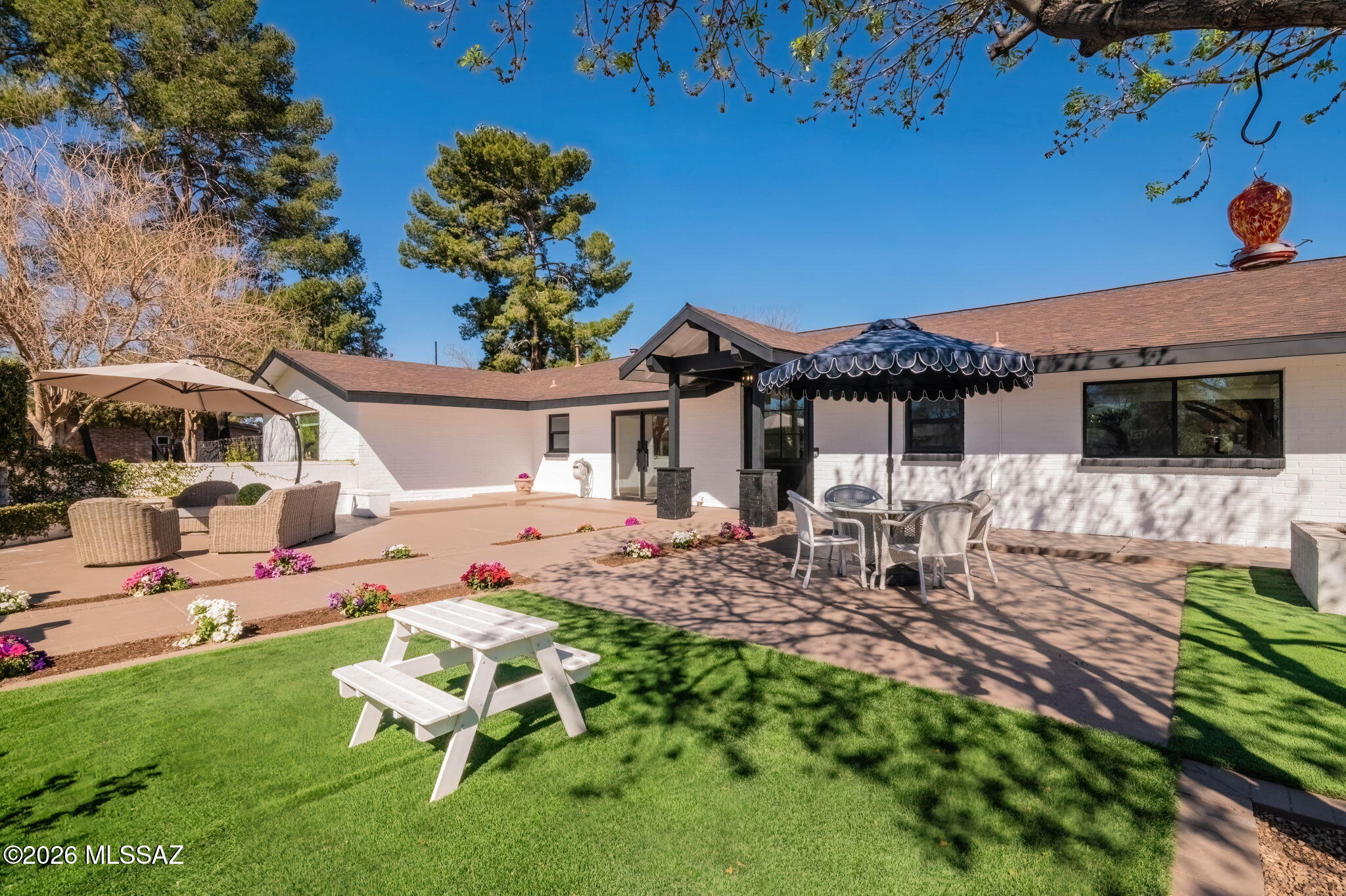 5991 E San Mateo Street