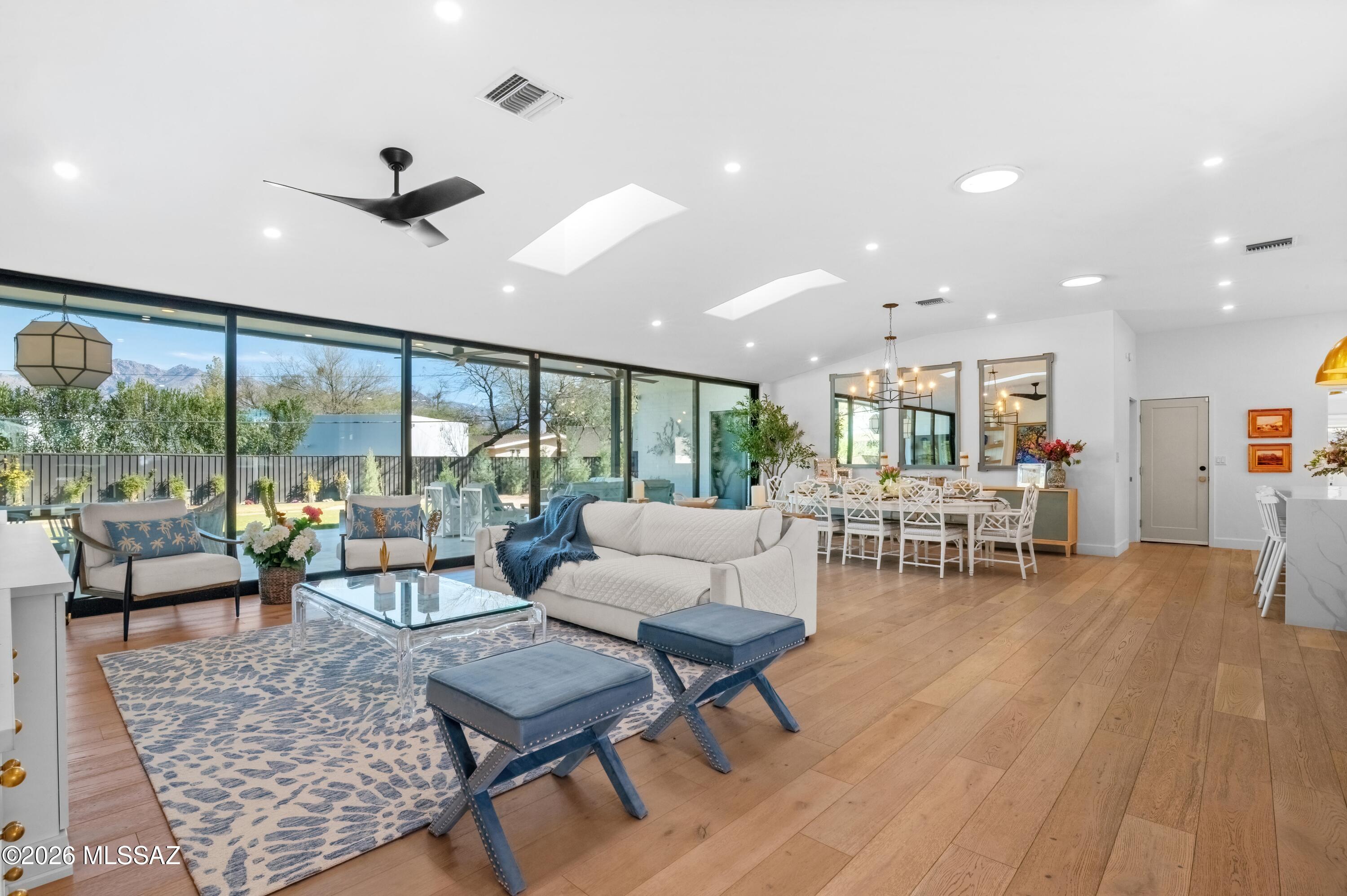 Country Club Estates NO. 1 - Residential