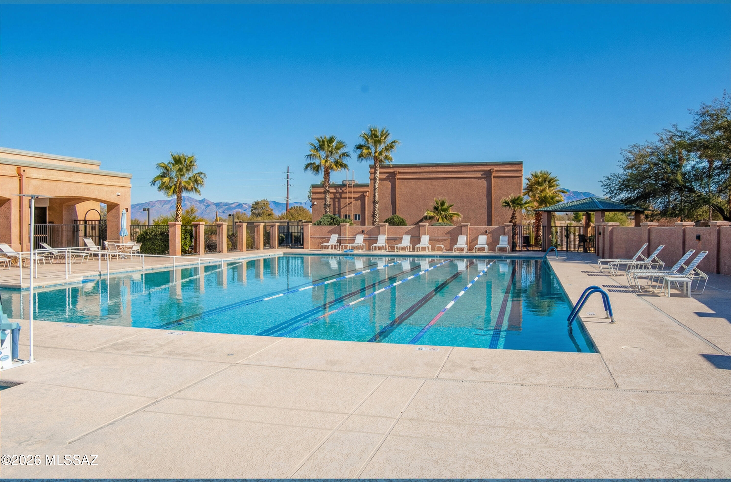Las Campanas BLK J (1-37) - Residential