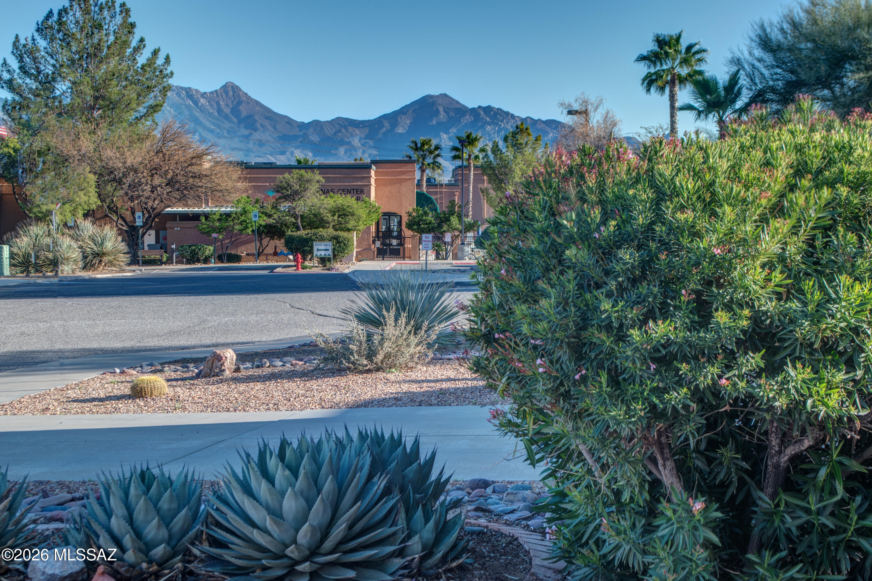 Las Campanas BLK J (1-37) - Residential