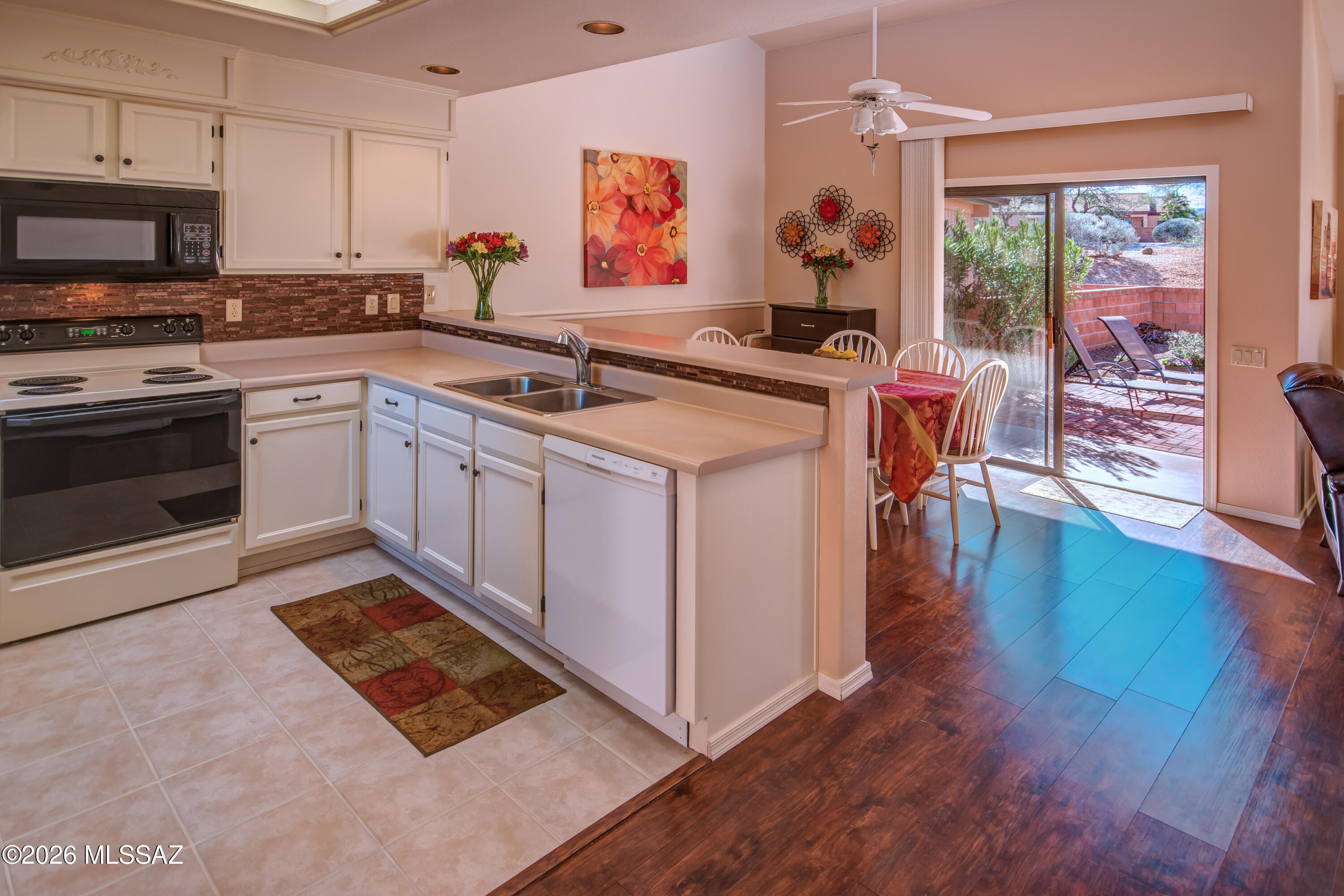 Las Campanas BLK J (1-37) - Residential