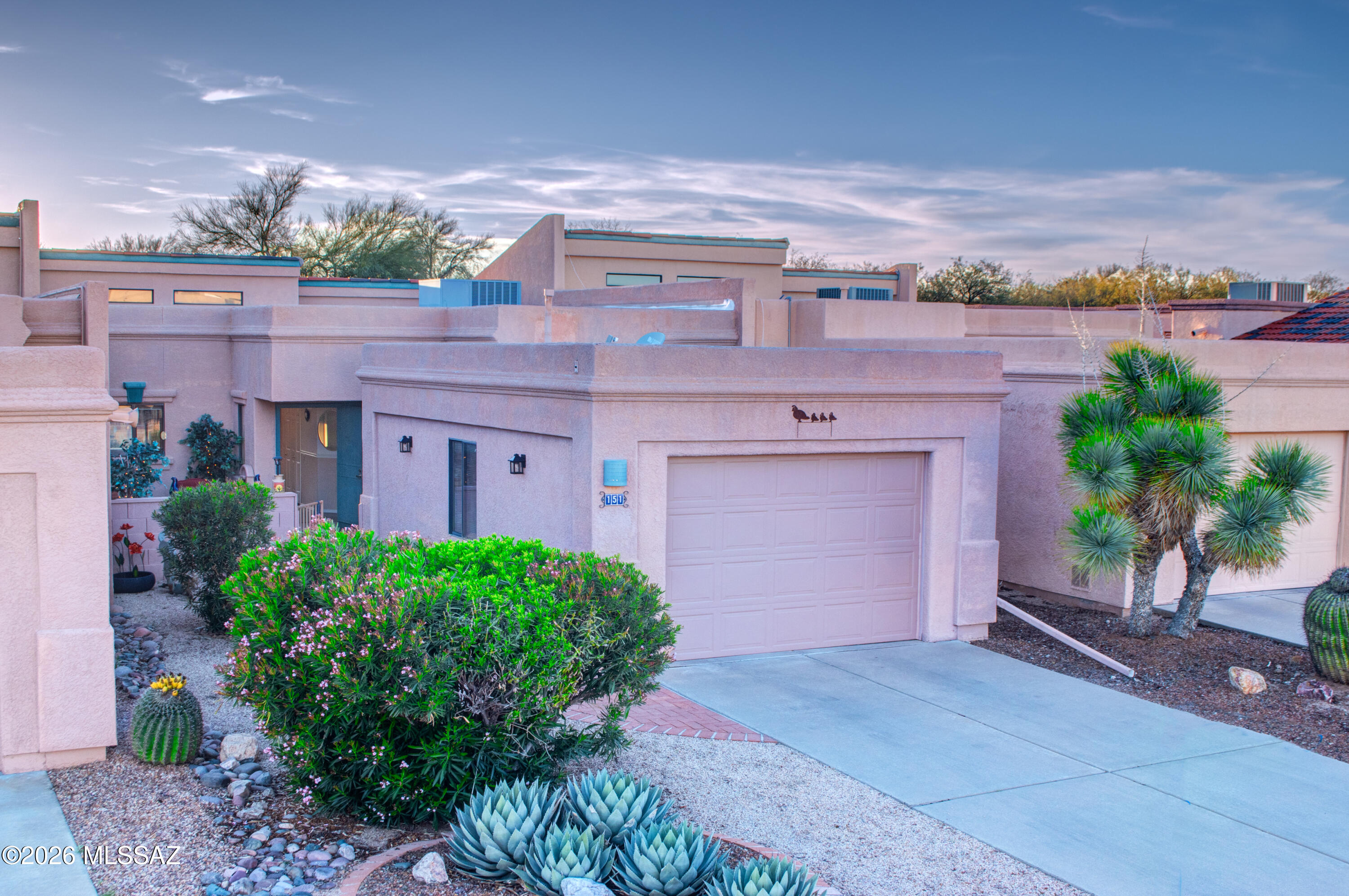 Las Campanas BLK J (1-37) - Residential