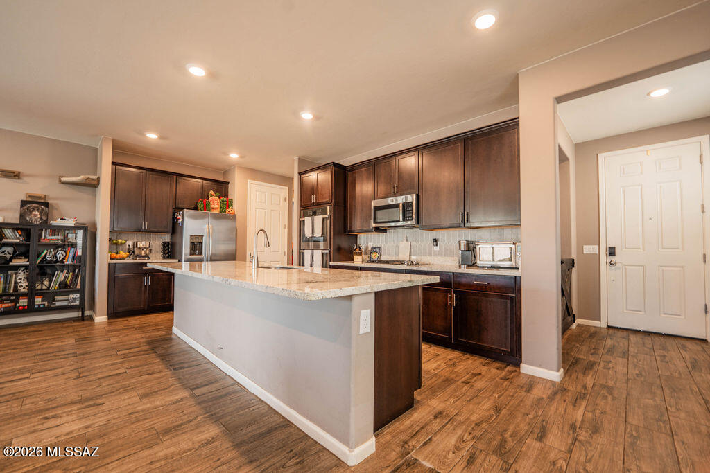 3296 W Shadow Park Way