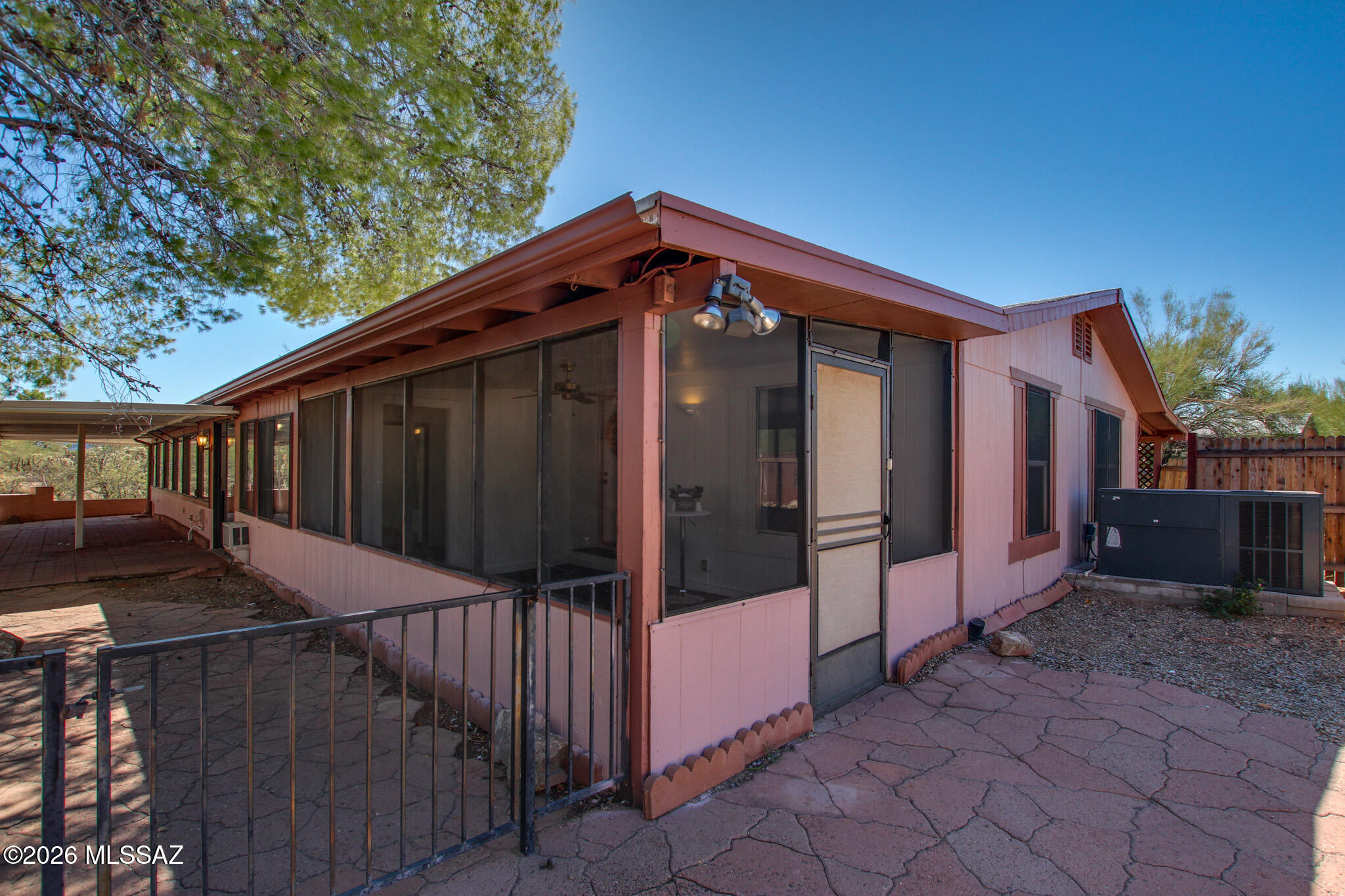 2481 S Walking H Place