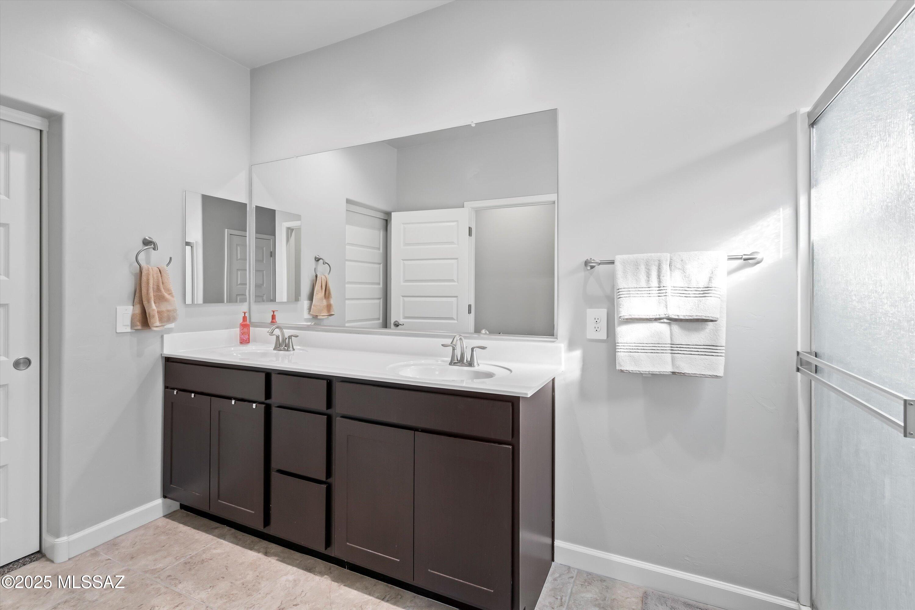 Saguaro Bloom 7B - Residential