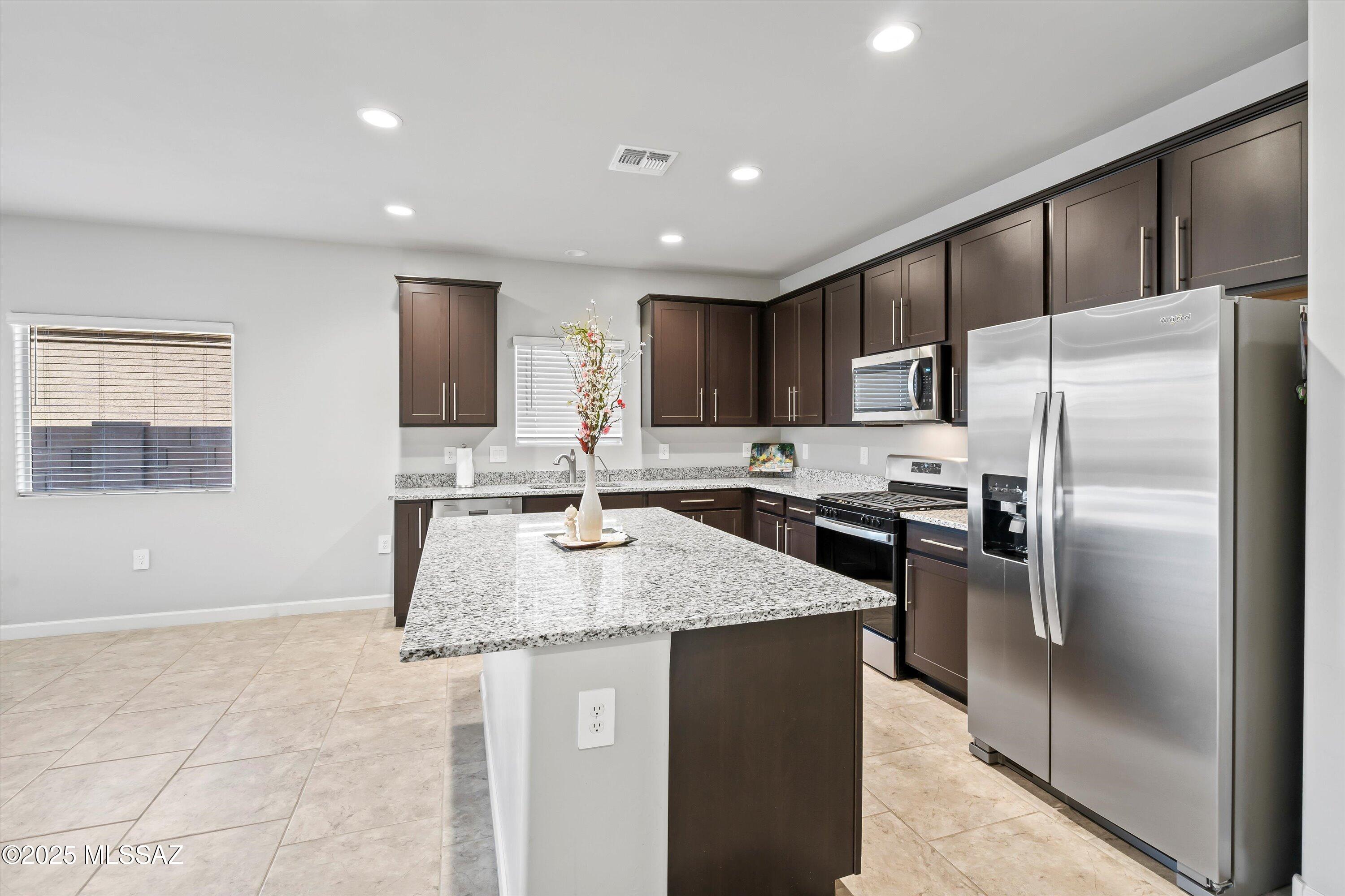 Saguaro Bloom 7B - Residential