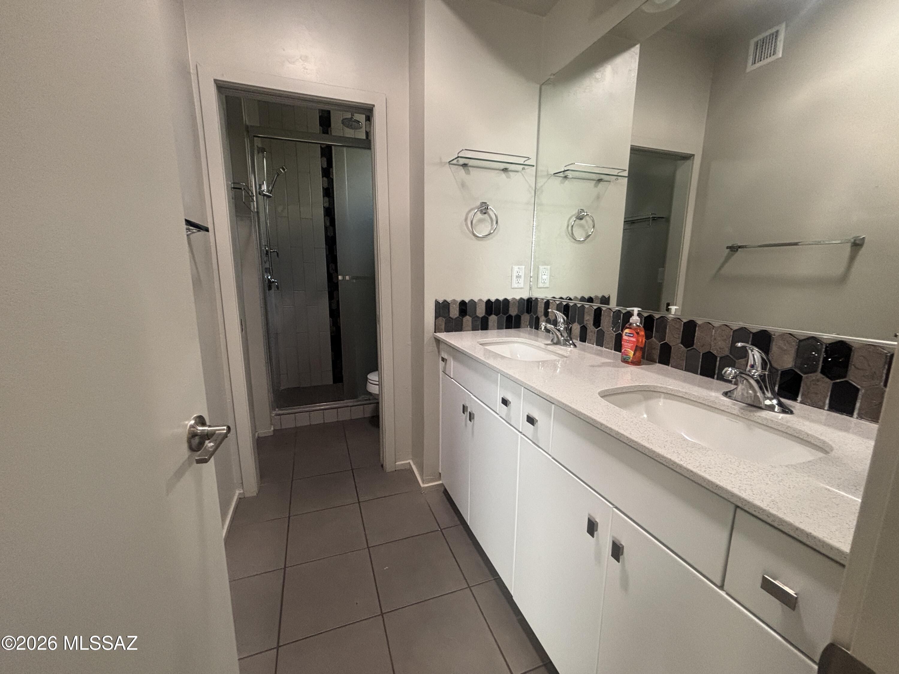 N/A - Residential Lease