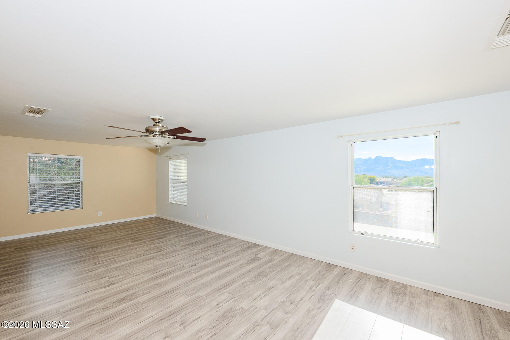 Black Horse (1-411) - Residential