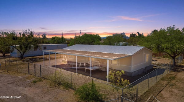 9322 S CAROL DR, TUCSON, AZ 85736 - Image 81c7bbc61a490672d080b0ed4940e7e9/396556885