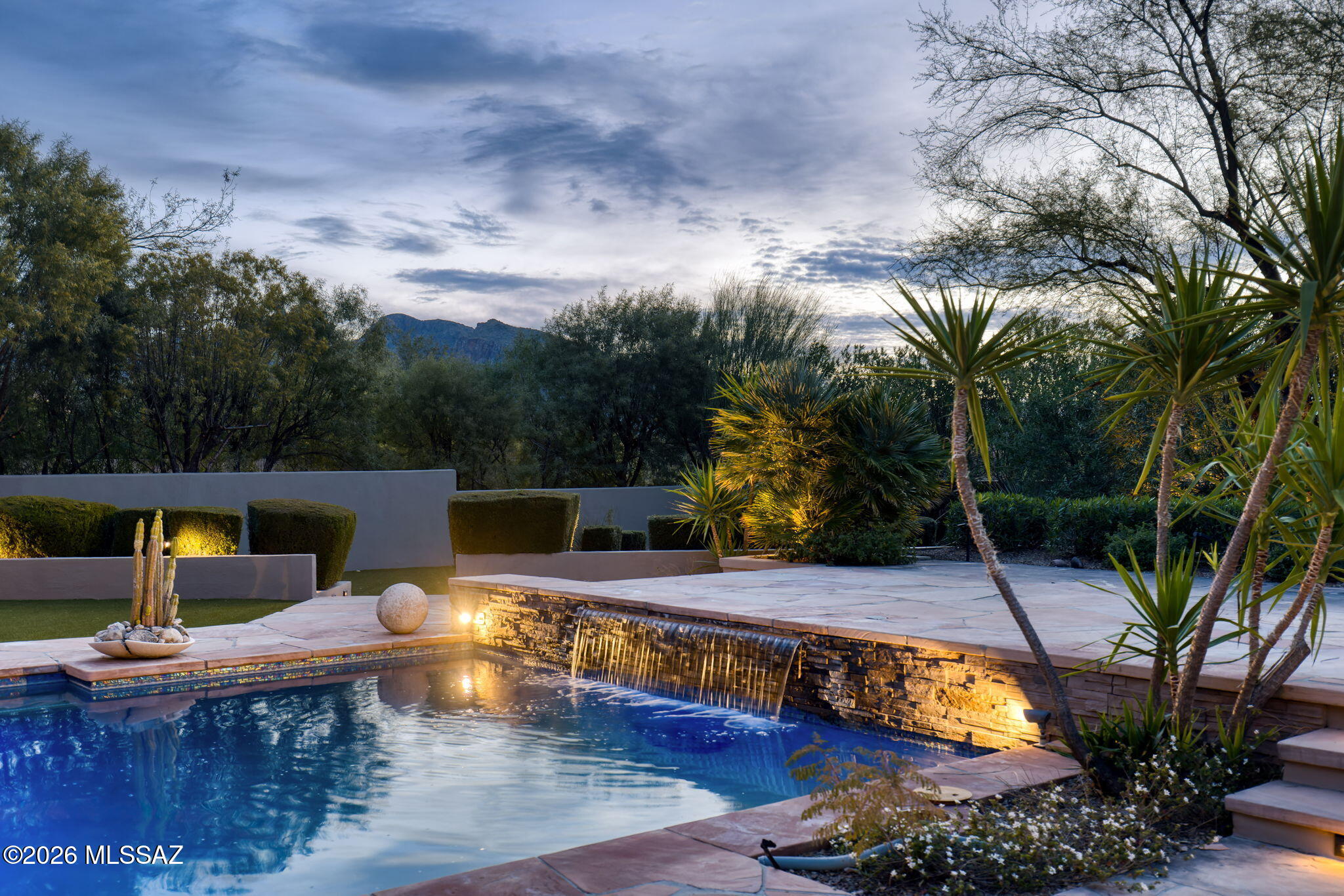 6030 N Desert Sun Court