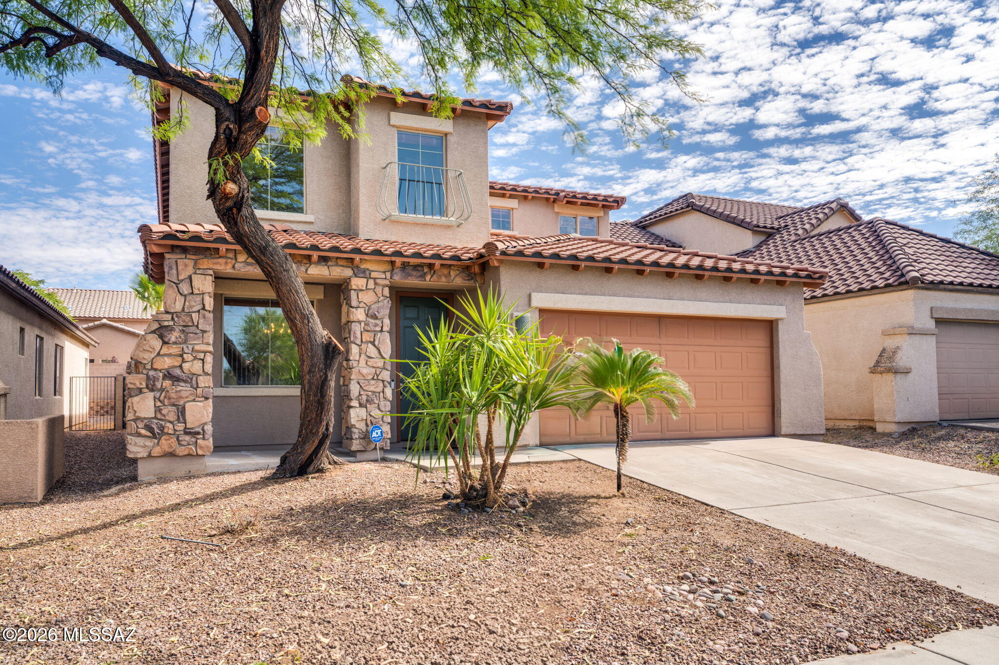 972 W Leatherleaf Drive