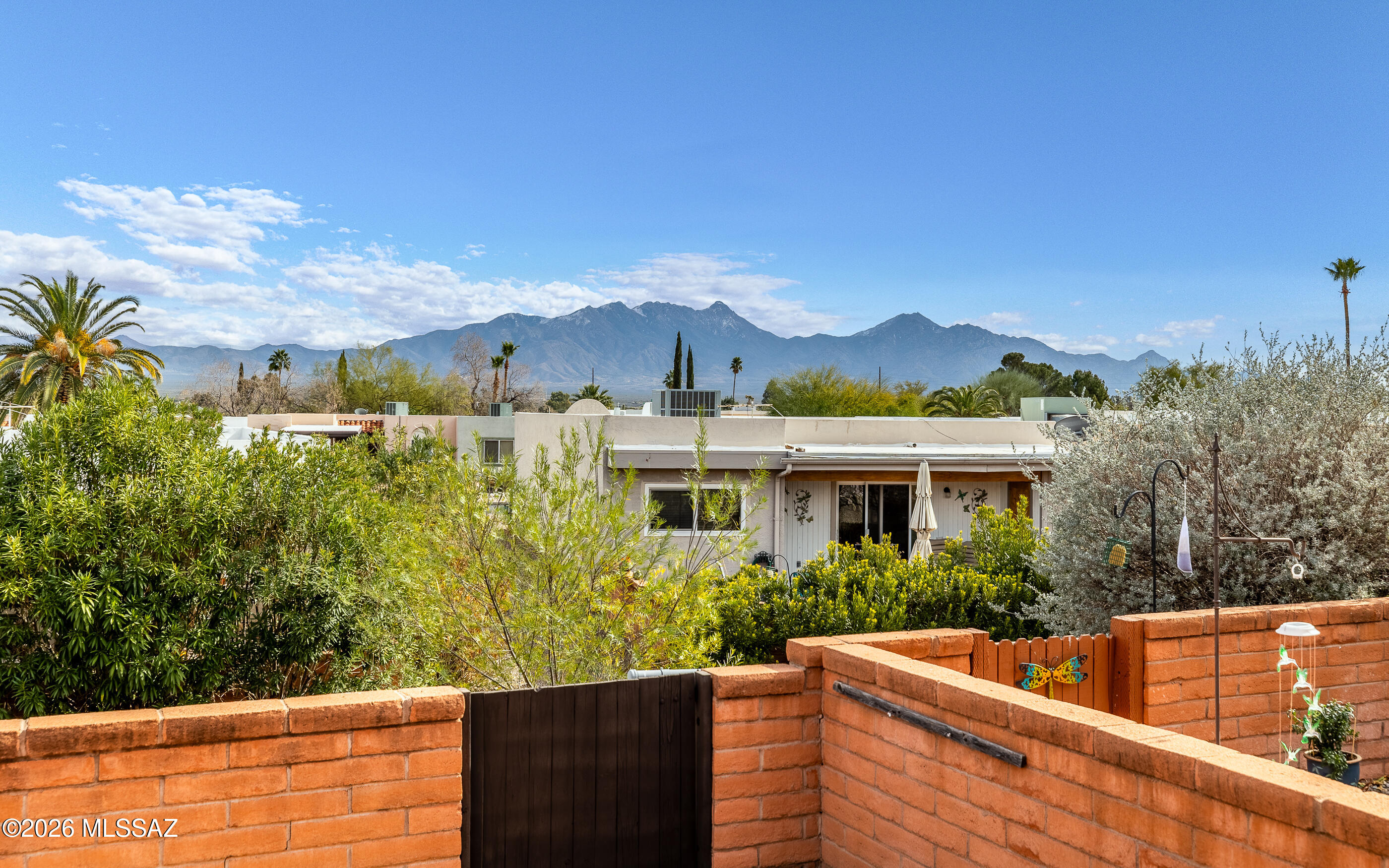 Green Valley Townhouses NO.7 - Residential