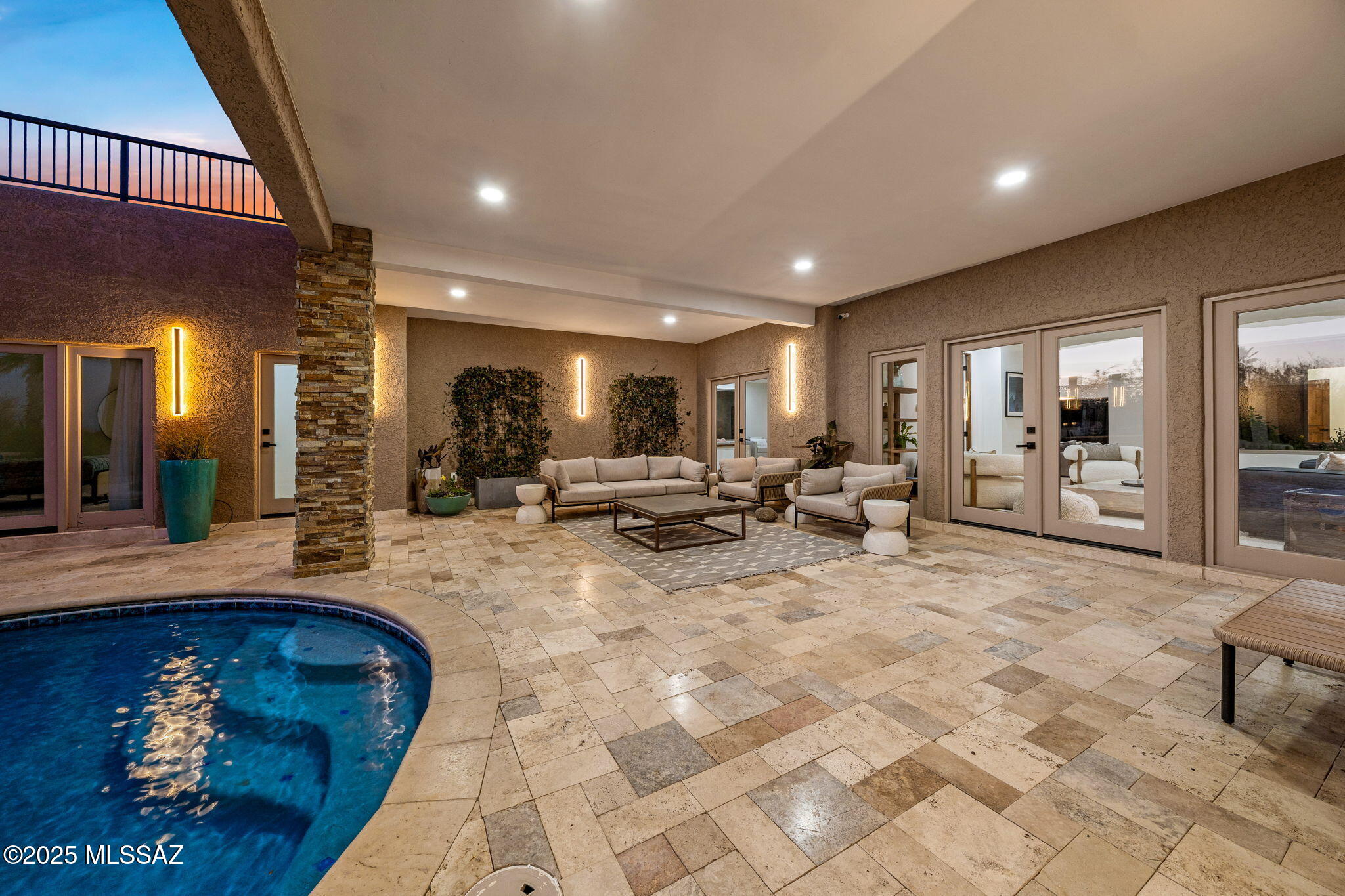 5775 N Campbell Avenue