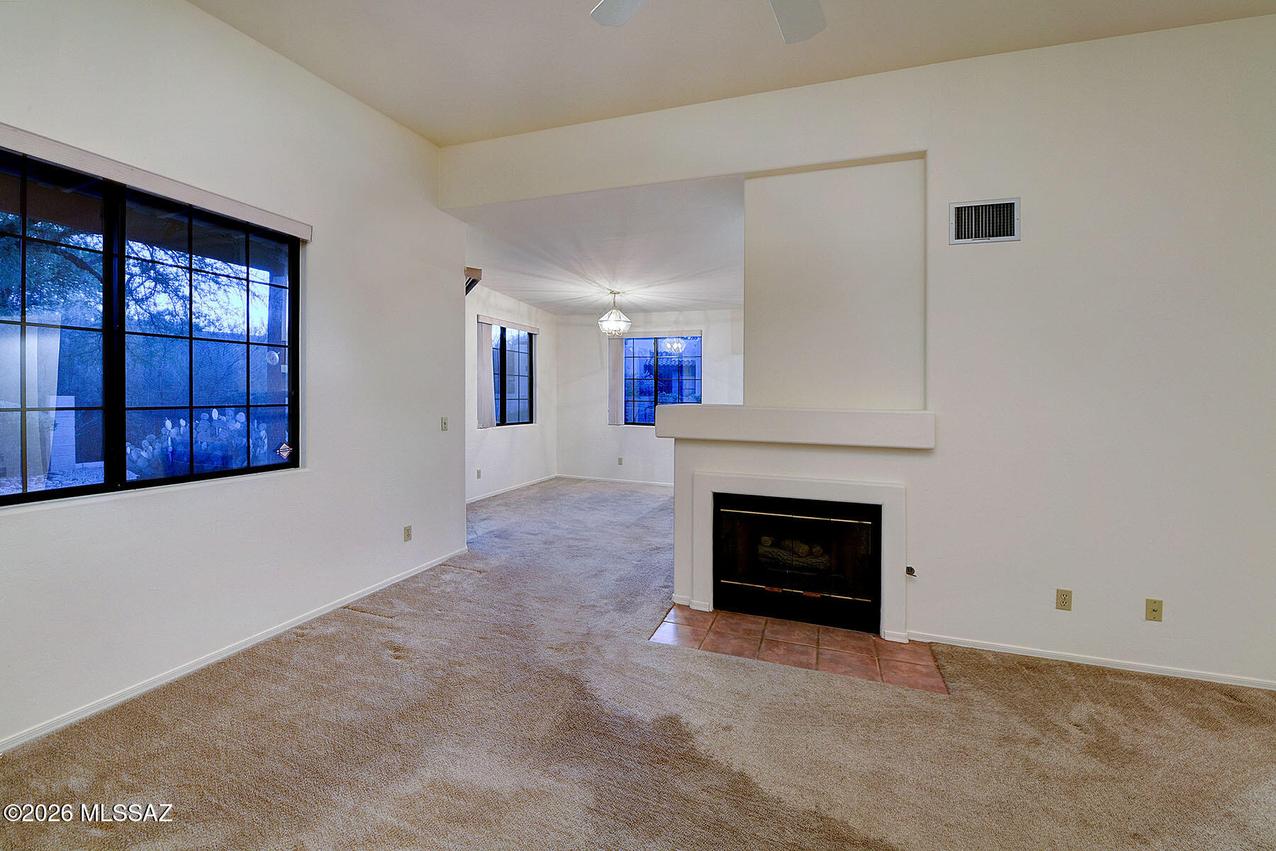 3322 W Quail Haven Circle