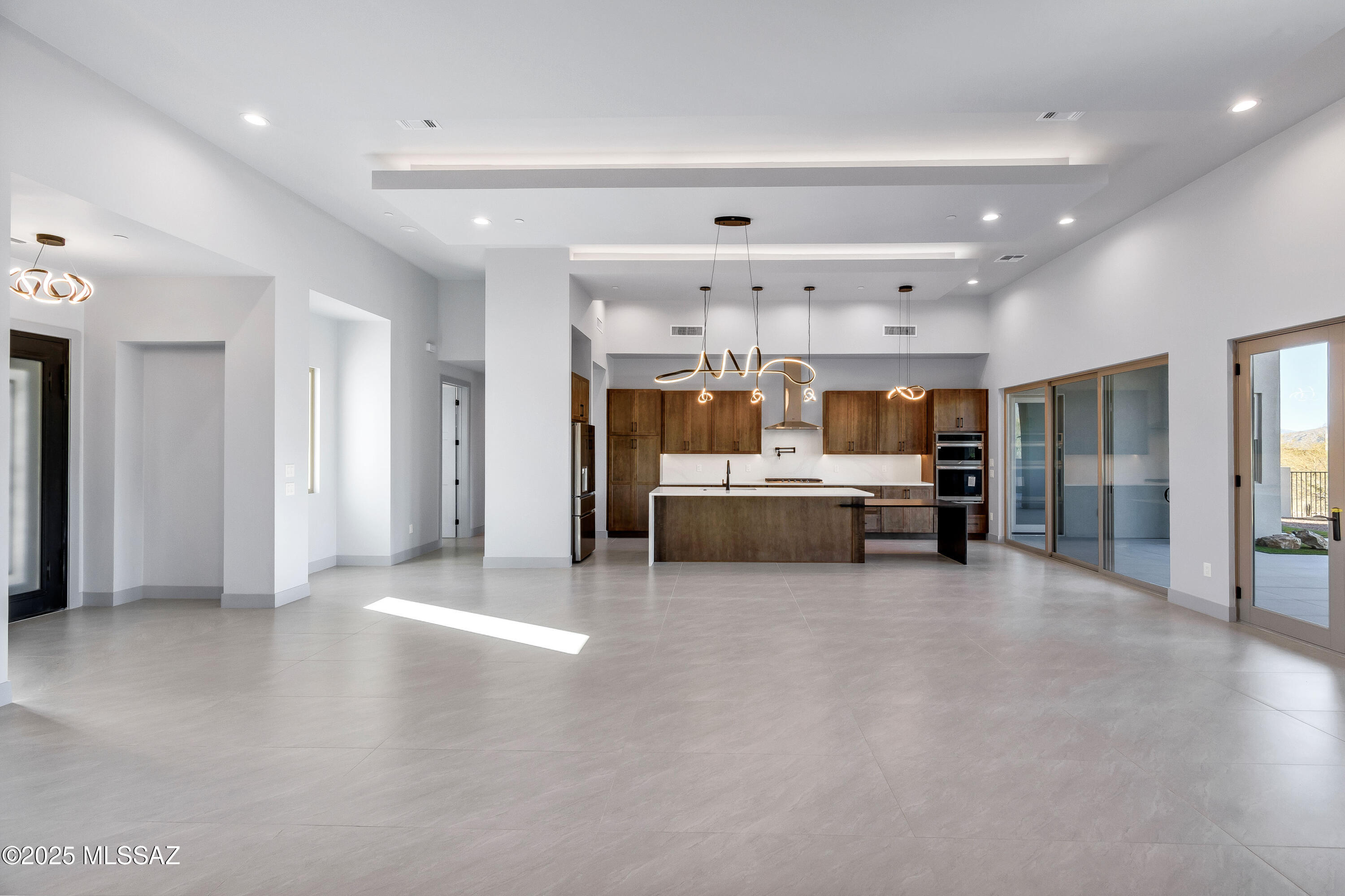 Coyote Creek (1-395) - Residential