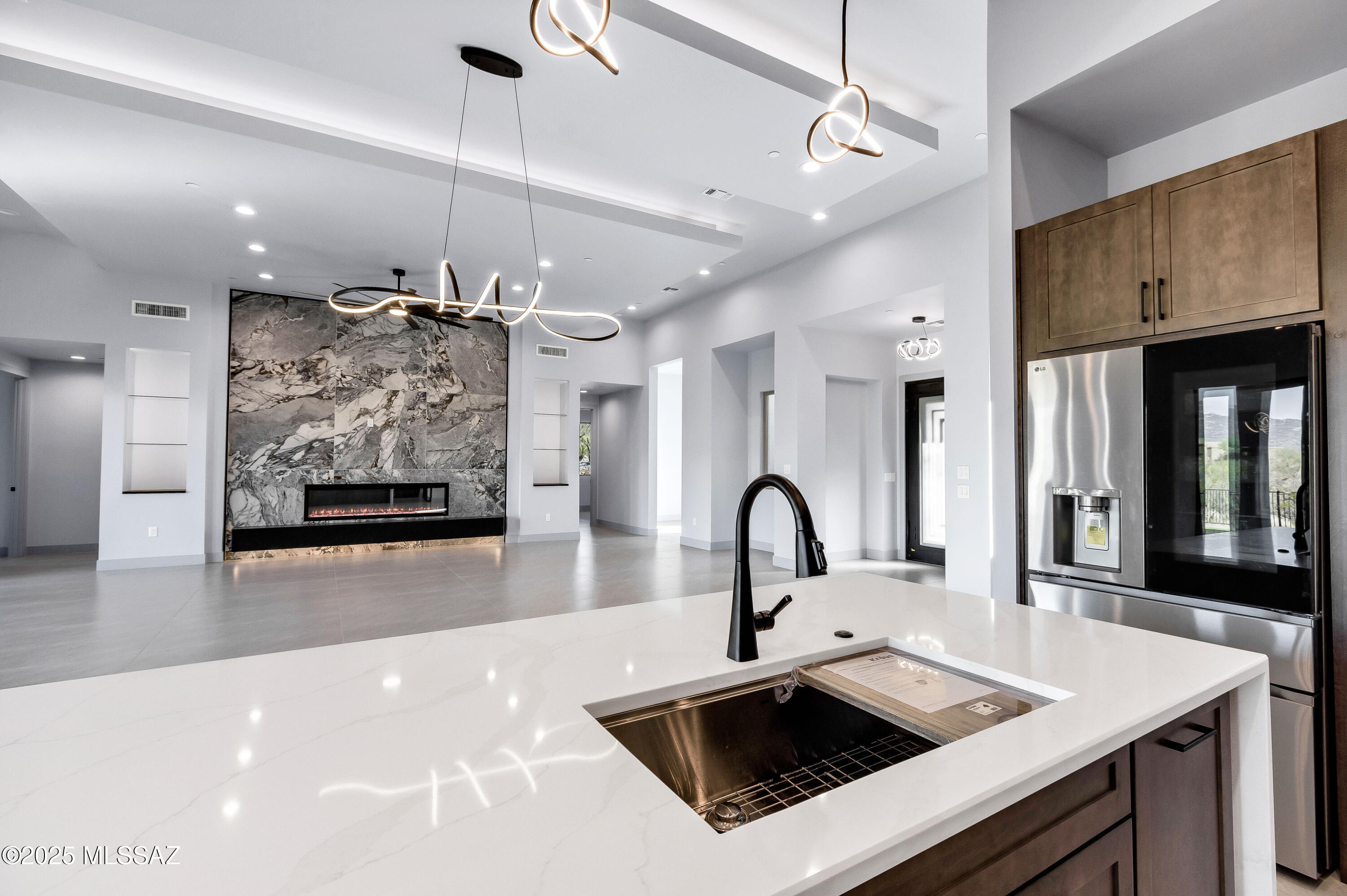 Coyote Creek (1-395) - Residential