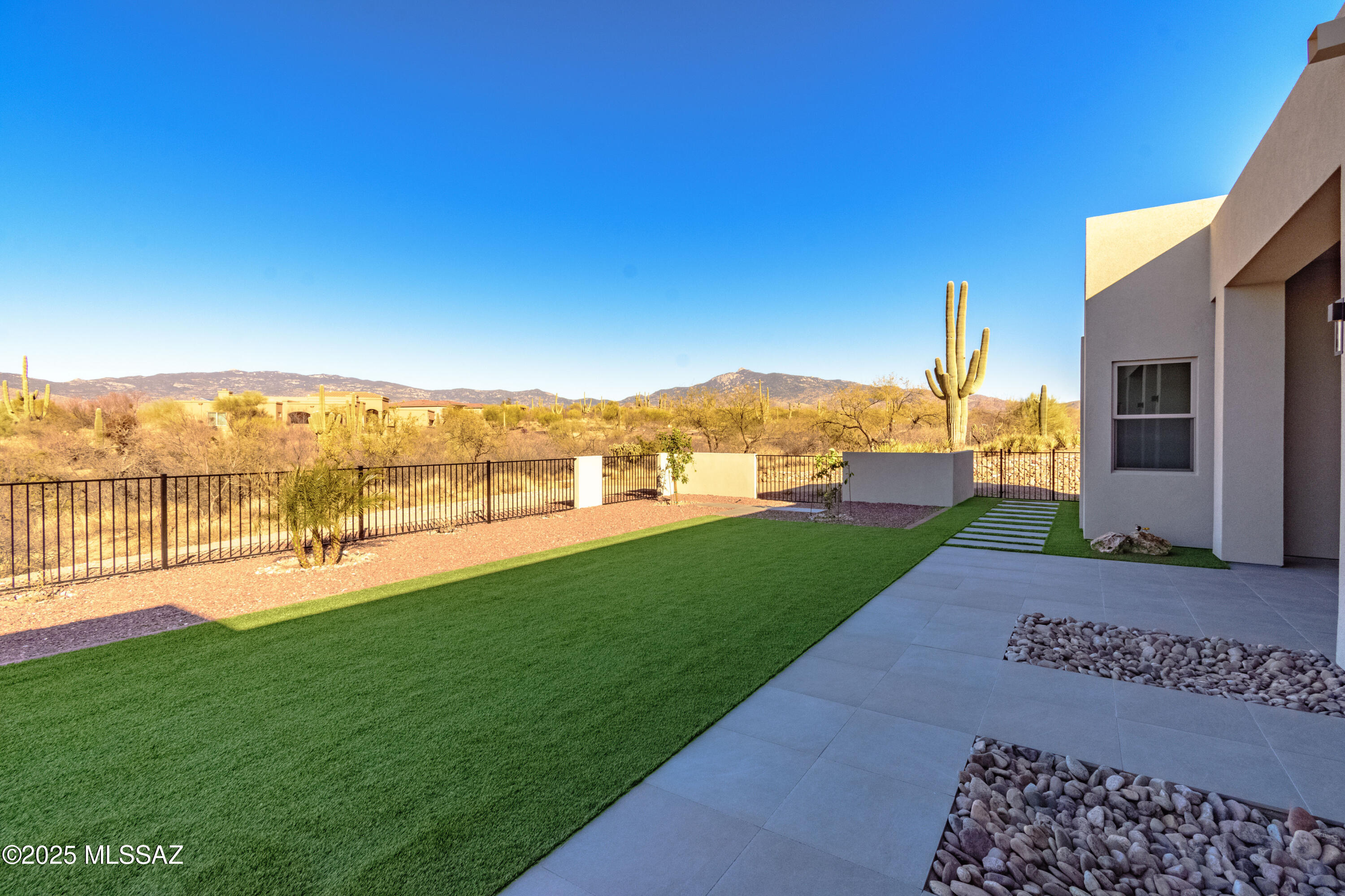 Coyote Creek (1-395) - Residential