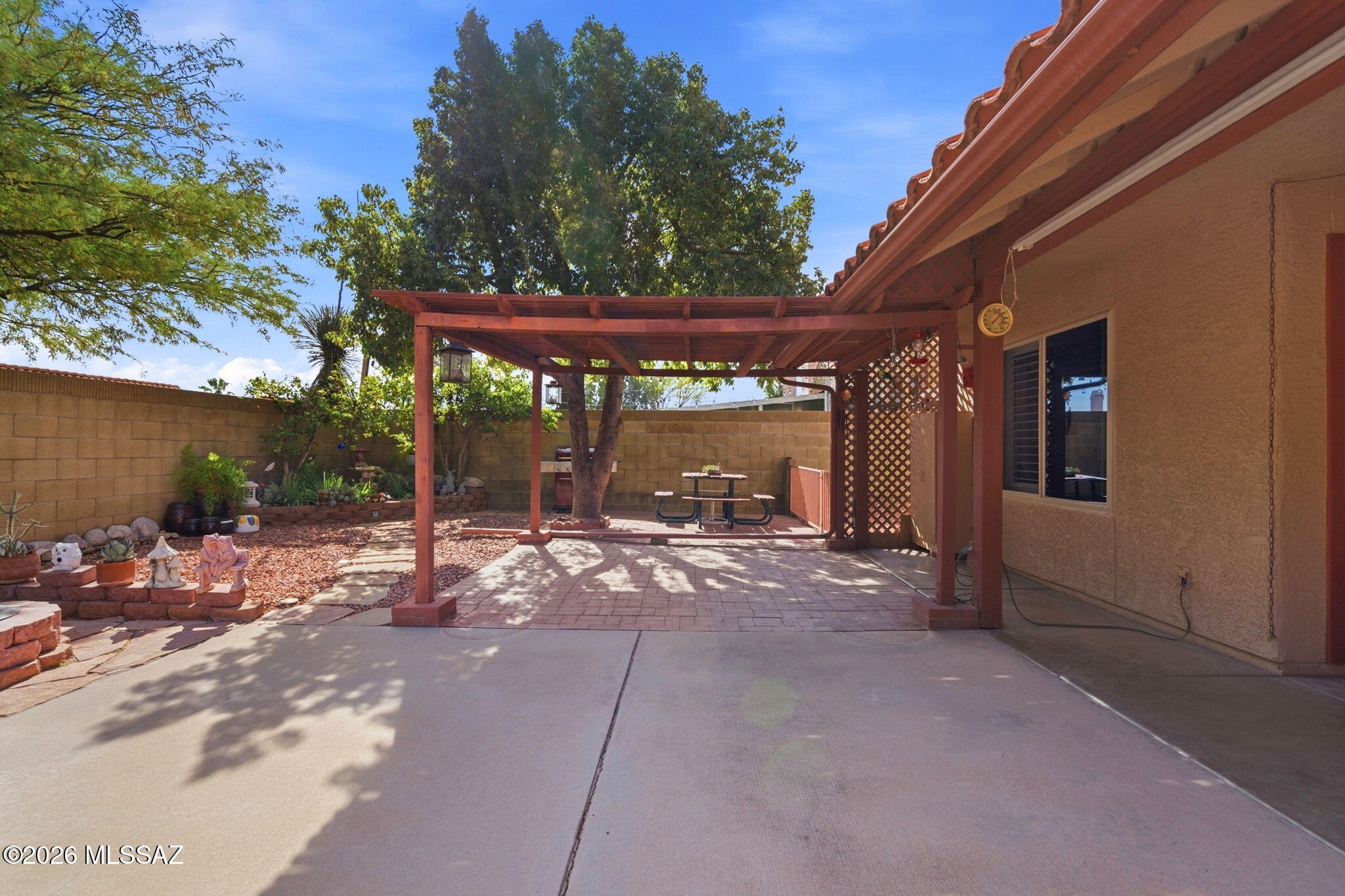 Elliott Homes At Rita Ranch (1-521) - Residential