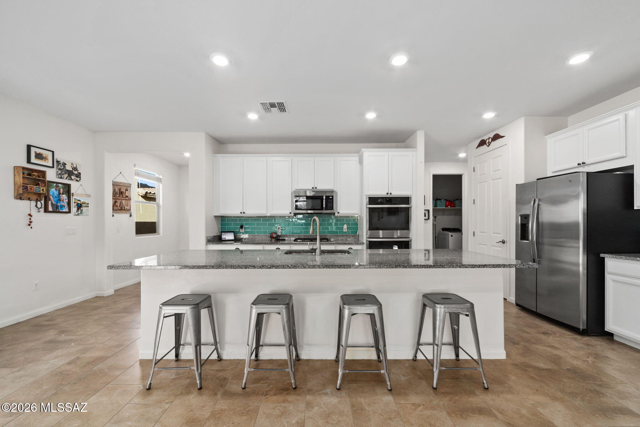 The Vistas At Rincon Knolls SQ20152600506 - Residential