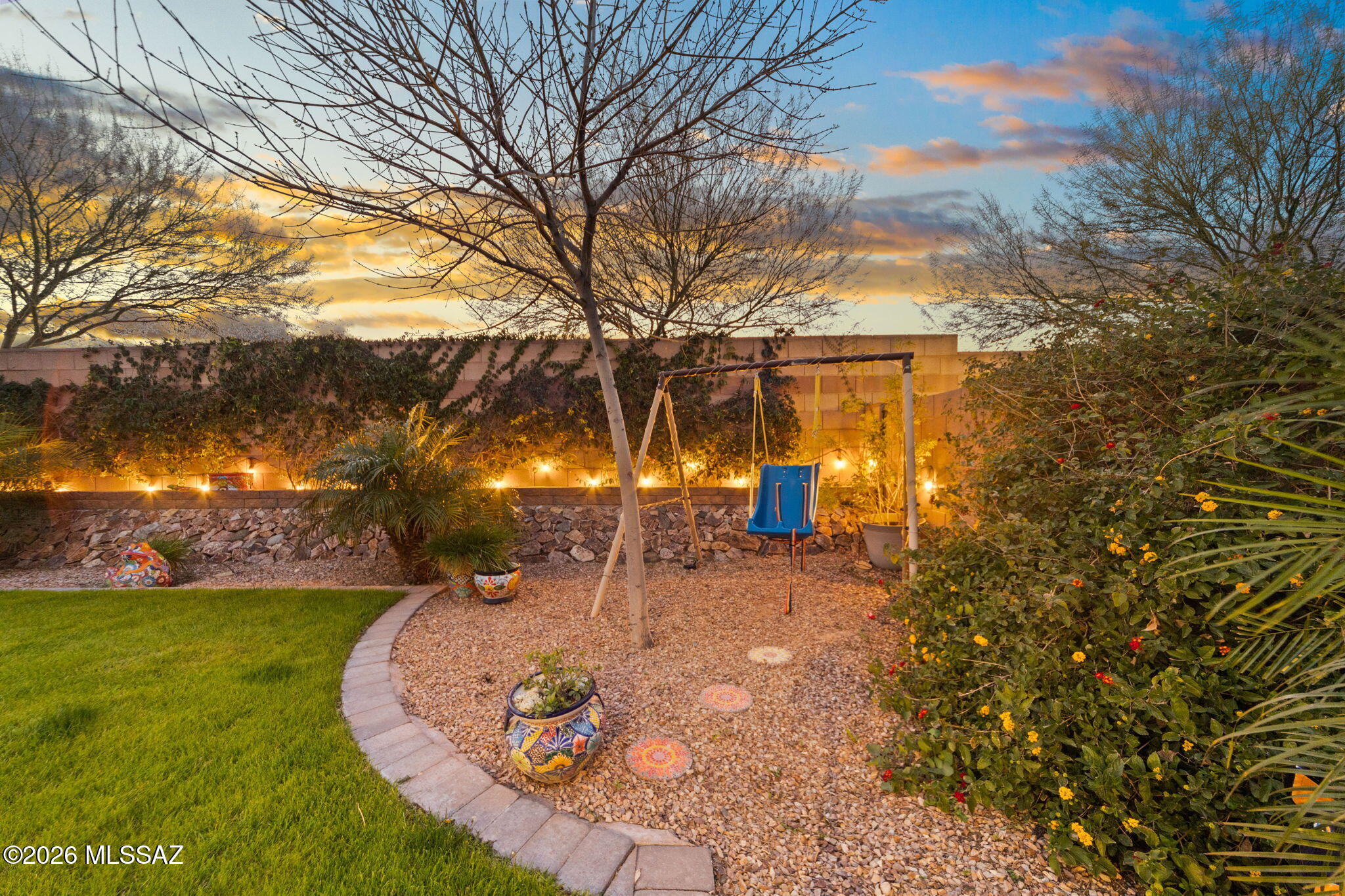 The Vistas At Rincon Knolls SQ20152600506 - Residential