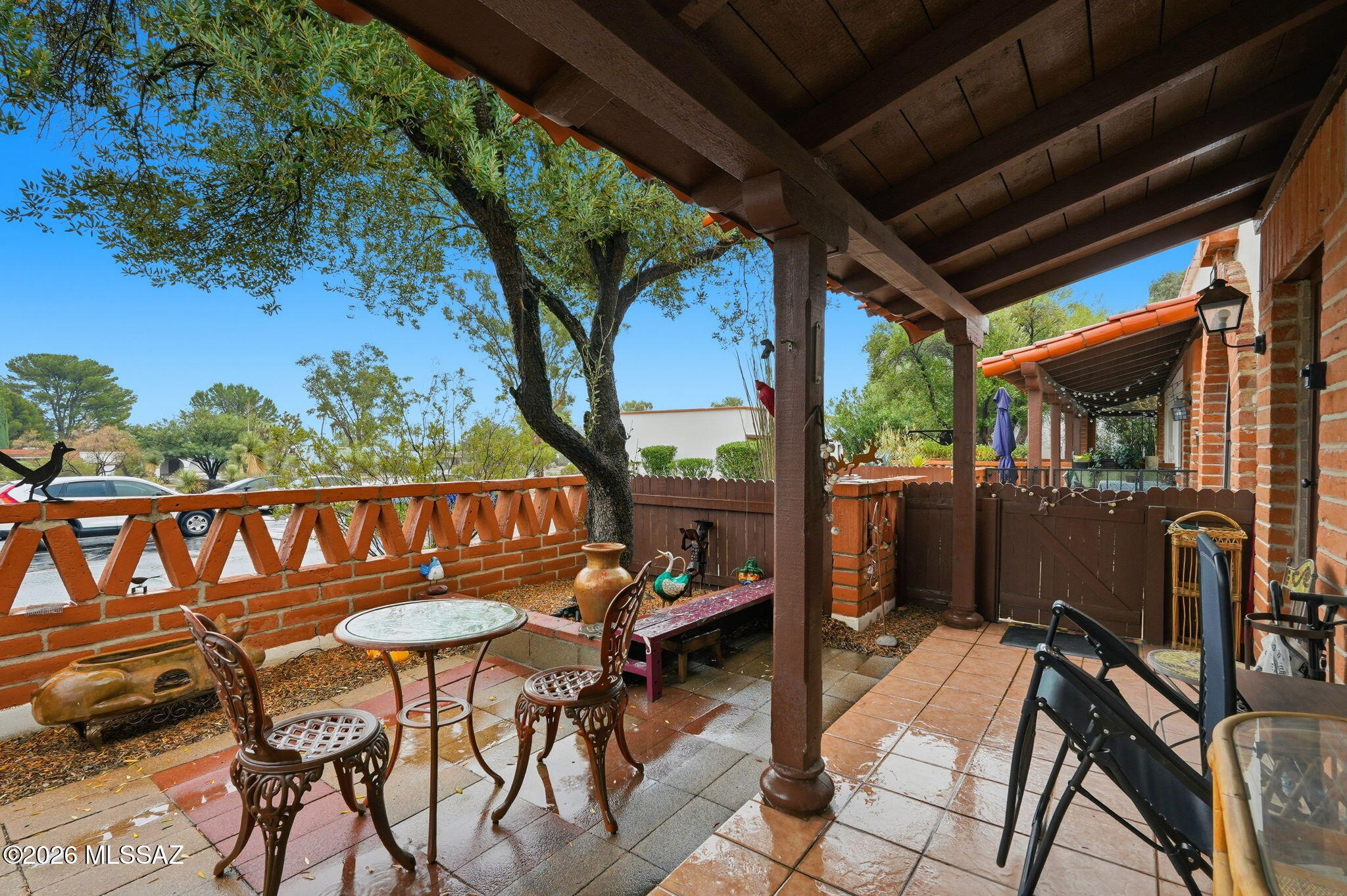 386 S La Canada Drive C