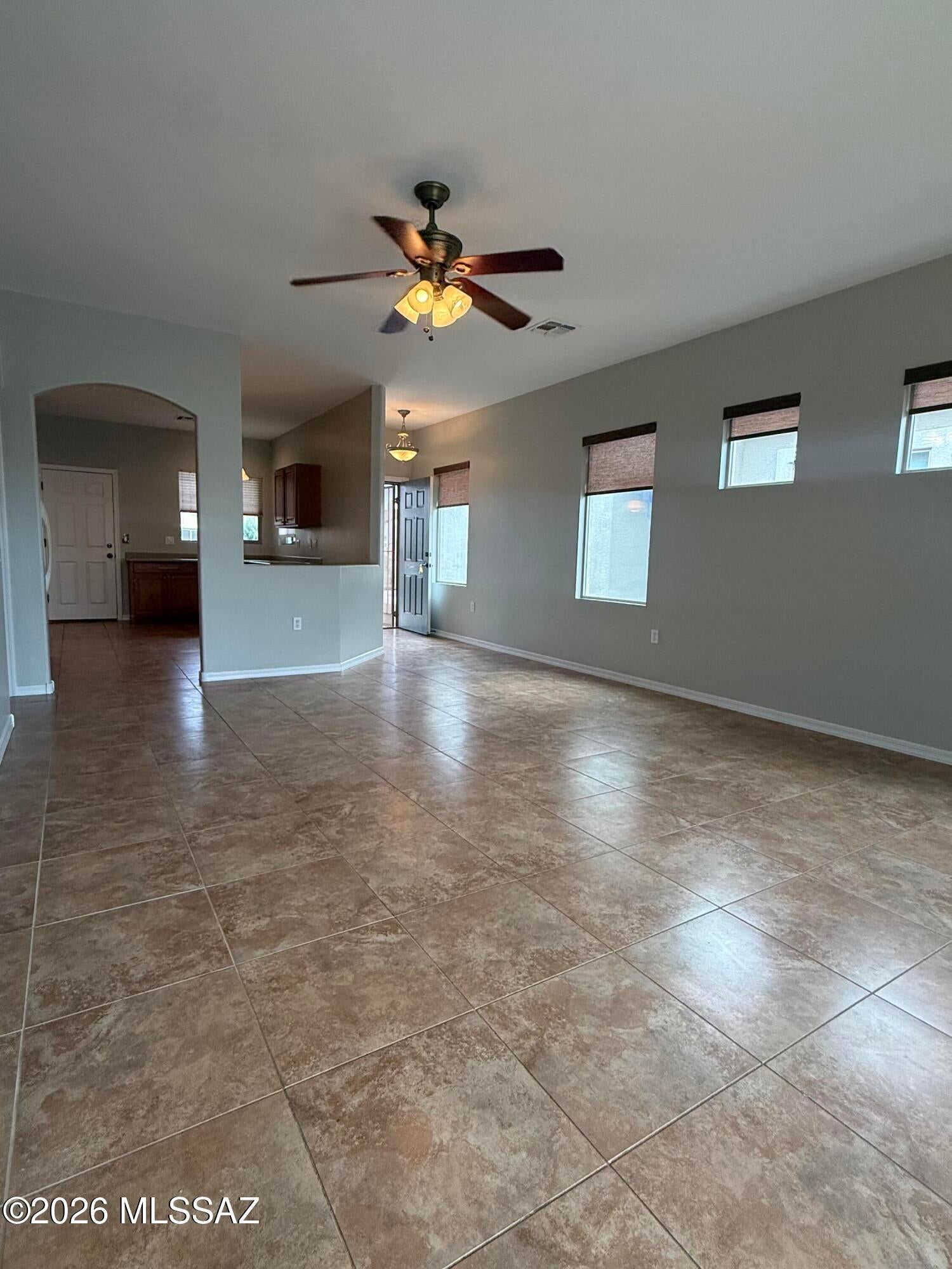158 W Calle Del Estribo