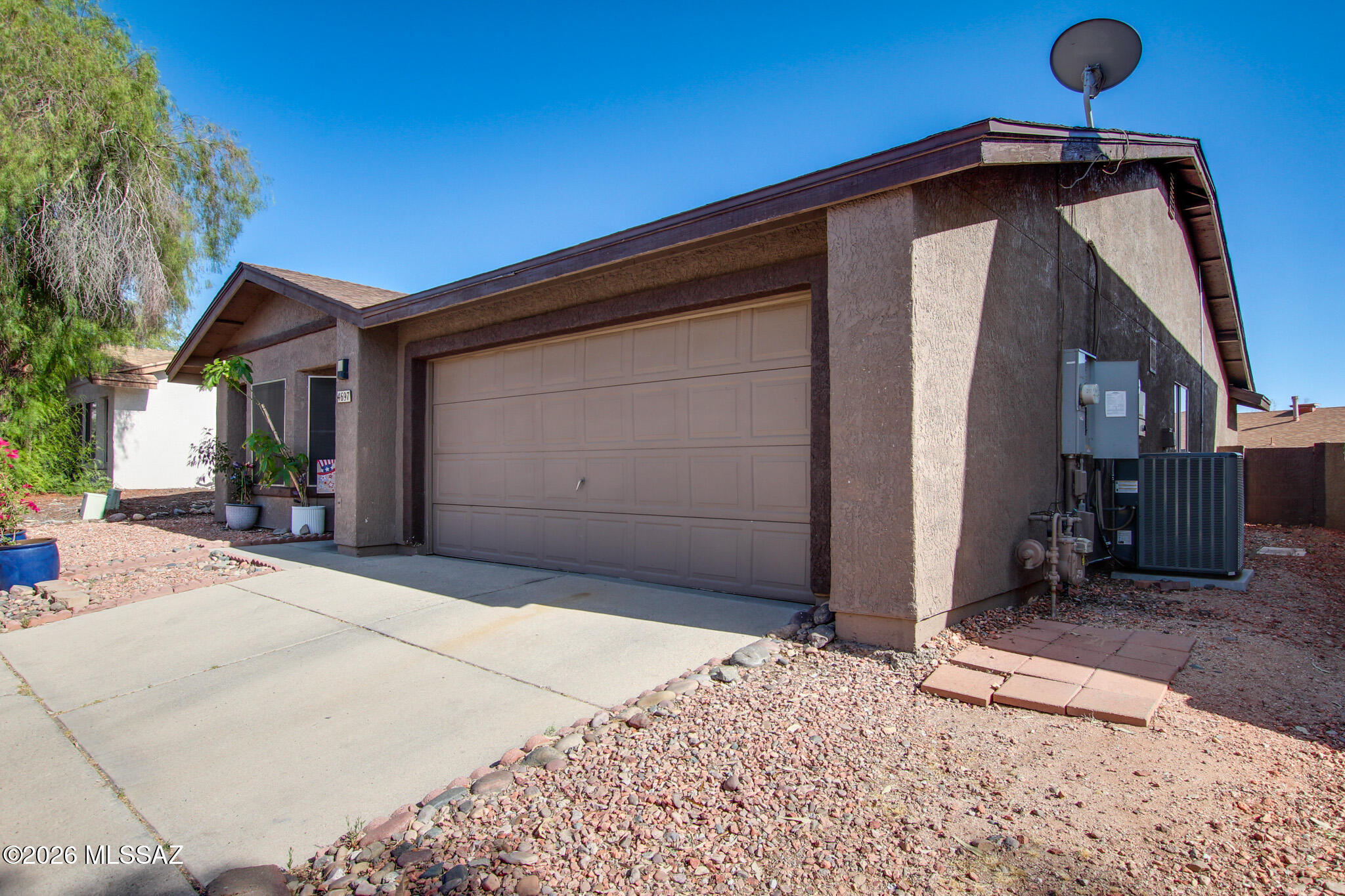Country Highlands (1-180) - Residential