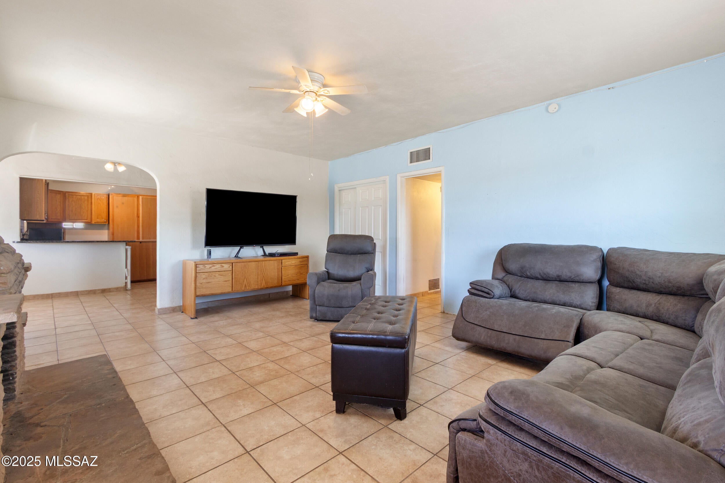 501 E Yavapai Road