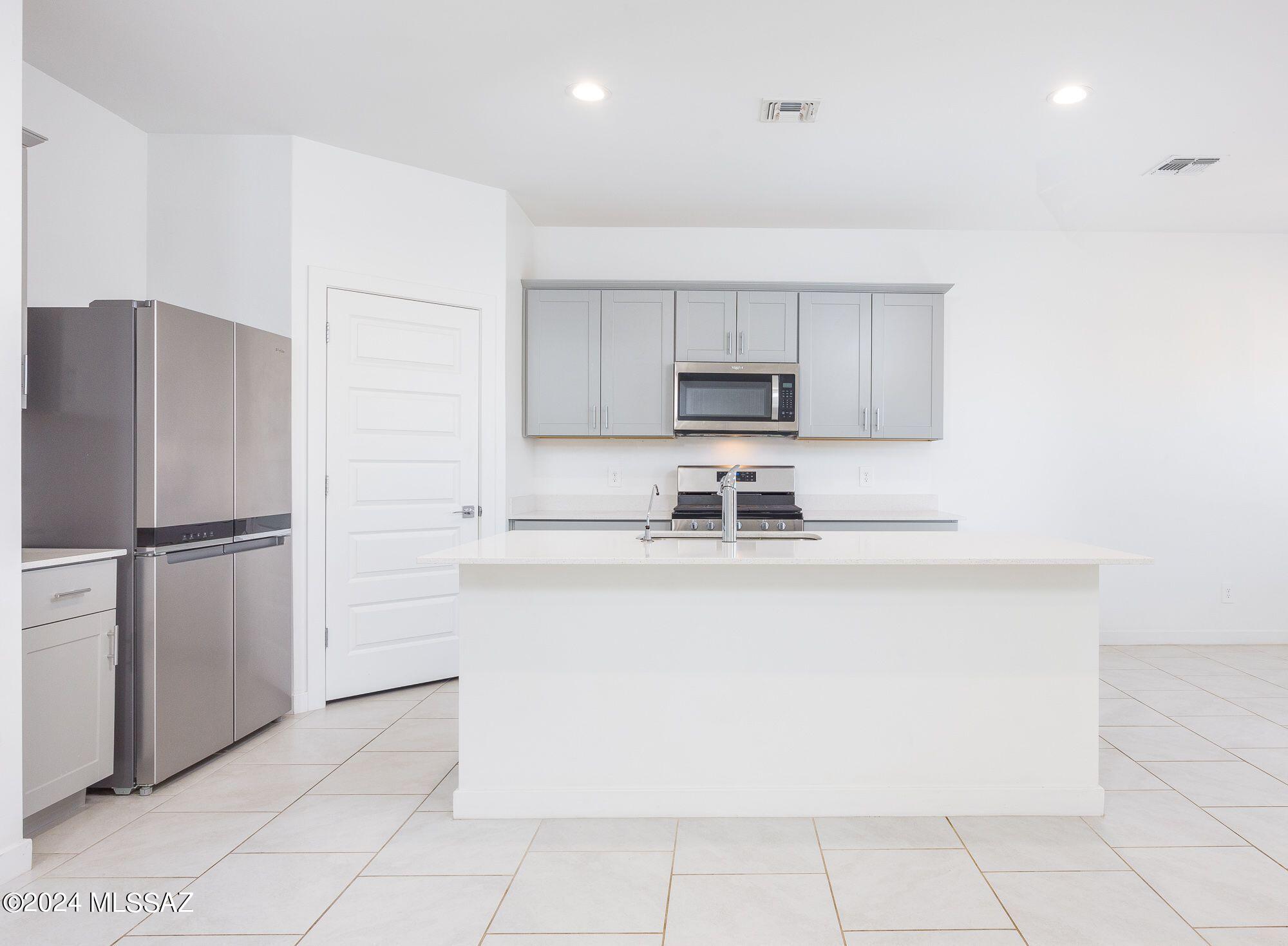 The Village at Barnett - Residential Lease
