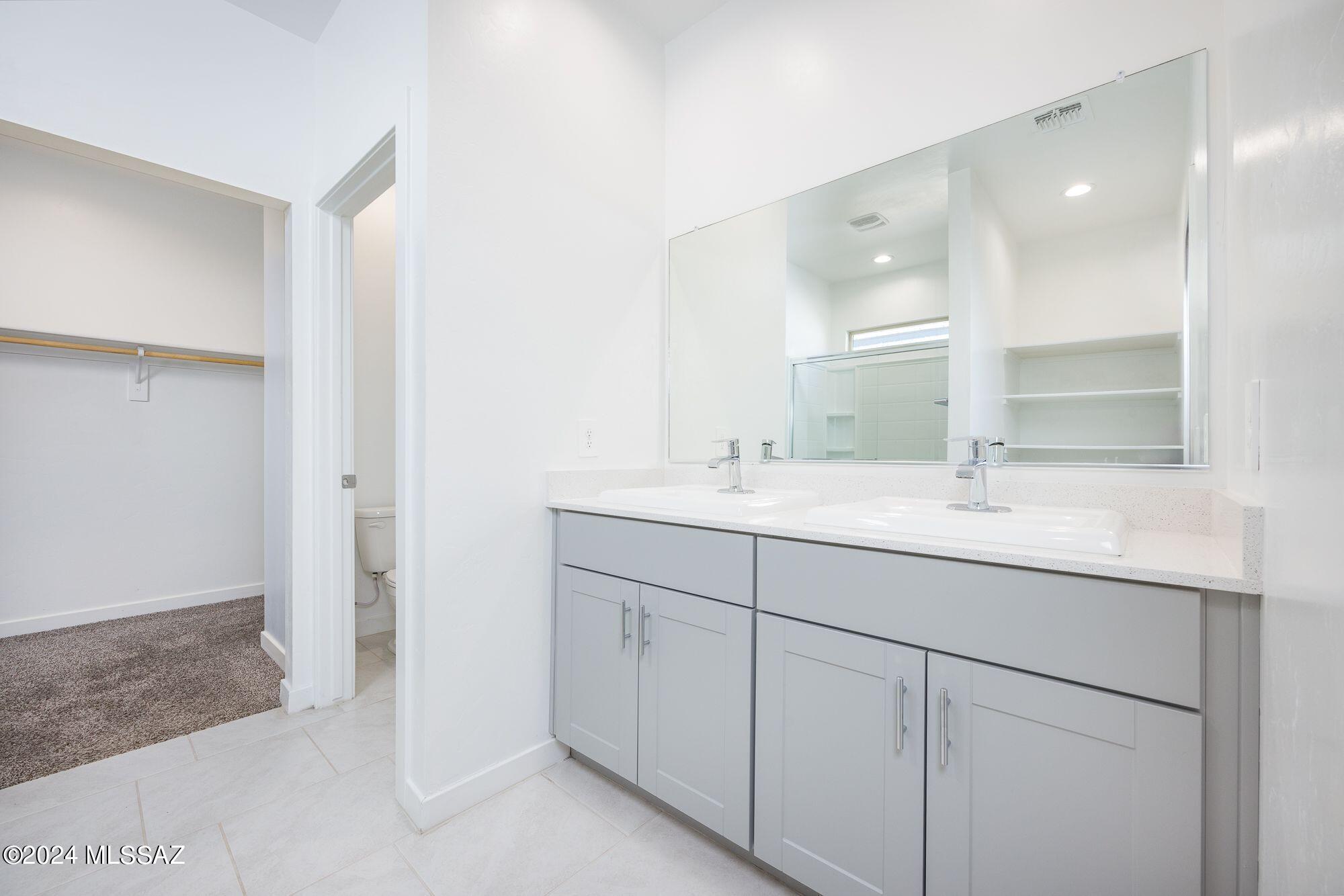 The Village at Barnett - Residential Lease